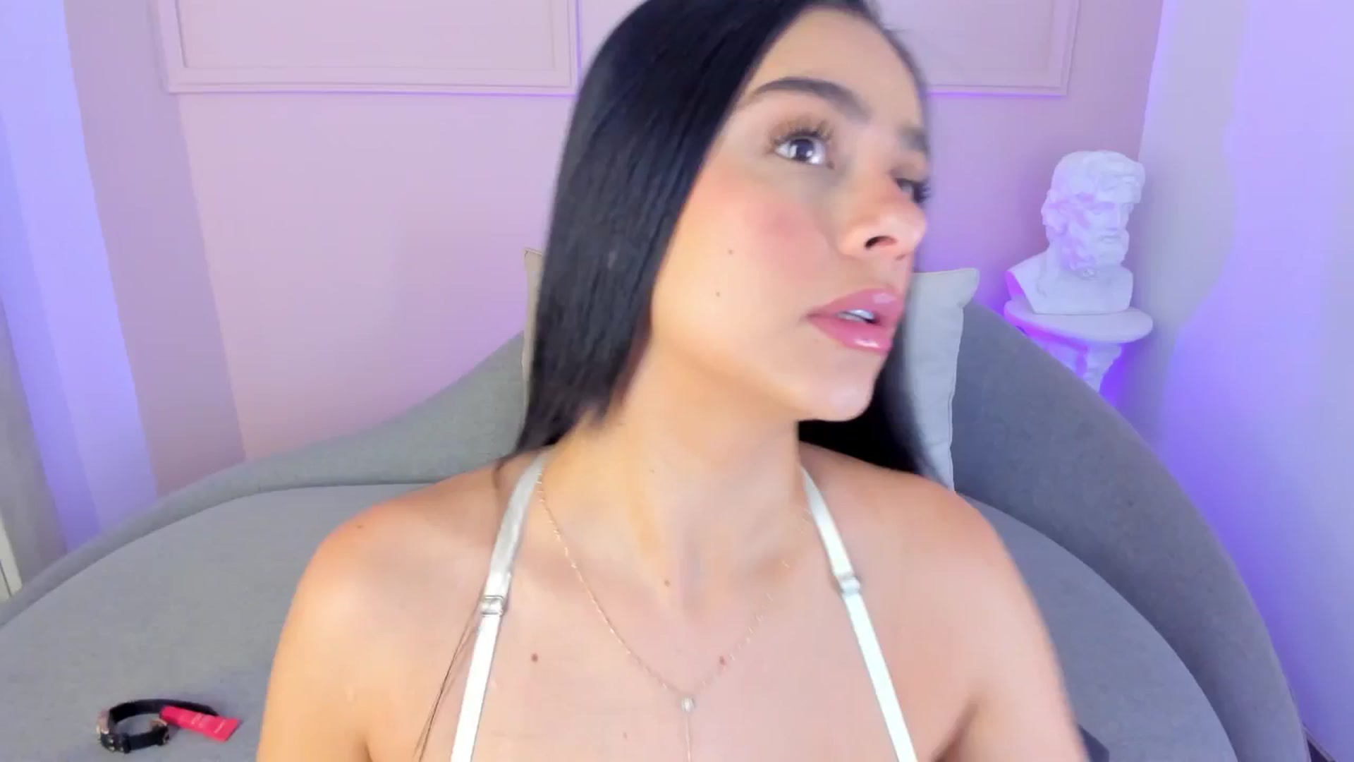 Gallery image thumbnail from VictoriaMilan's myfreecams stream on, 09/25/2025, 15:37 image 8 of 20