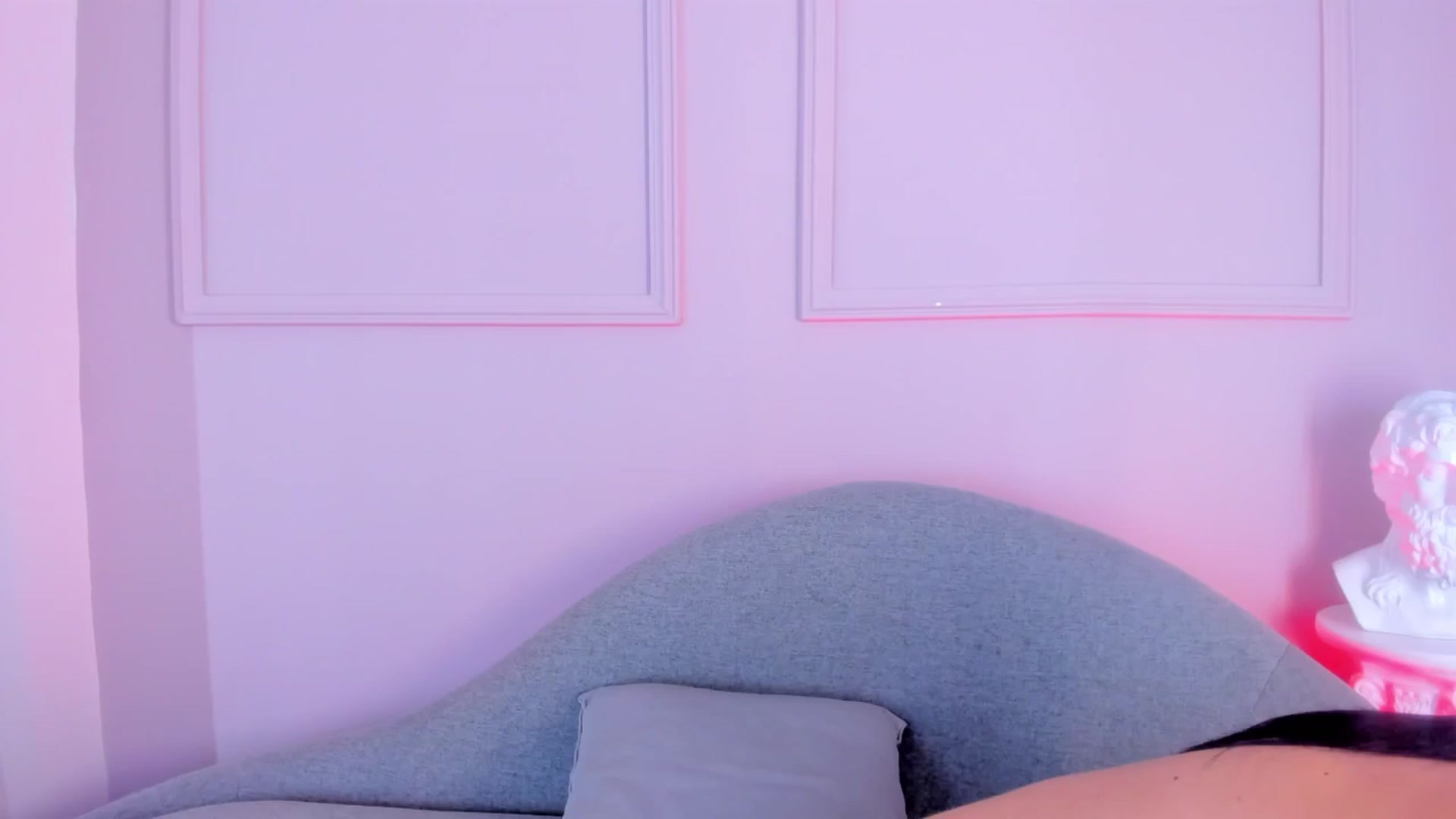 Gallery image thumbnail from VictoriaMilan's myfreecams stream on, 10/14/2025, 17:10 image 10 of 20