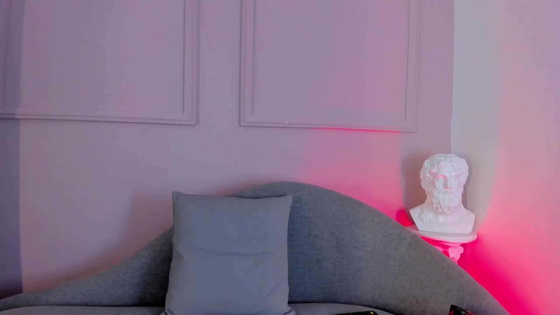 Gallery image thumbnail from VictoriaMilan's myfreecams stream on, 10/23/2025, 16:49 image 19 of 20