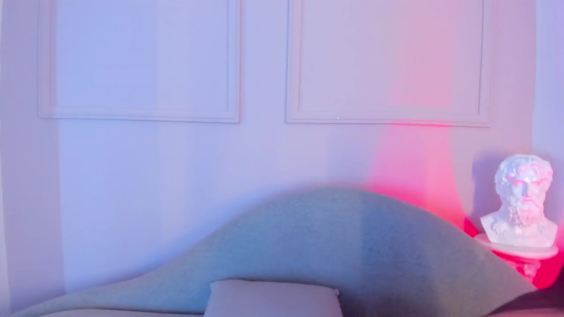 Gallery image thumbnail from VictoriaMilan's myfreecams stream on, 10/25/2025, 17:43 image 19 of 20