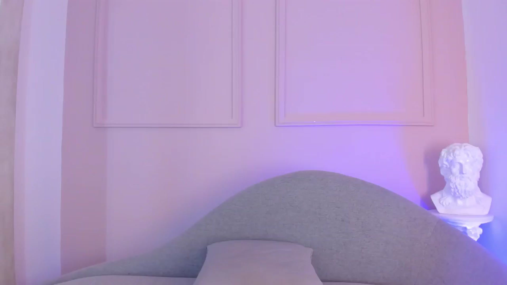 Gallery image thumbnail from VictoriaMilan's myfreecams stream on, 10/29/2025, 16:46 image 7 of 20