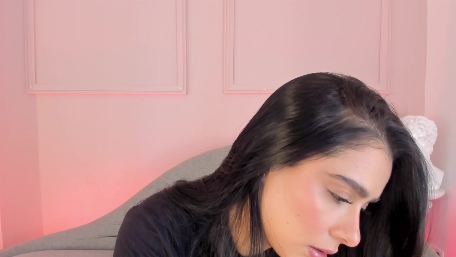Gallery image thumbnail from VictoriaMilan's myfreecams stream on, 11/02/2025, 17:39 image 2 of 20