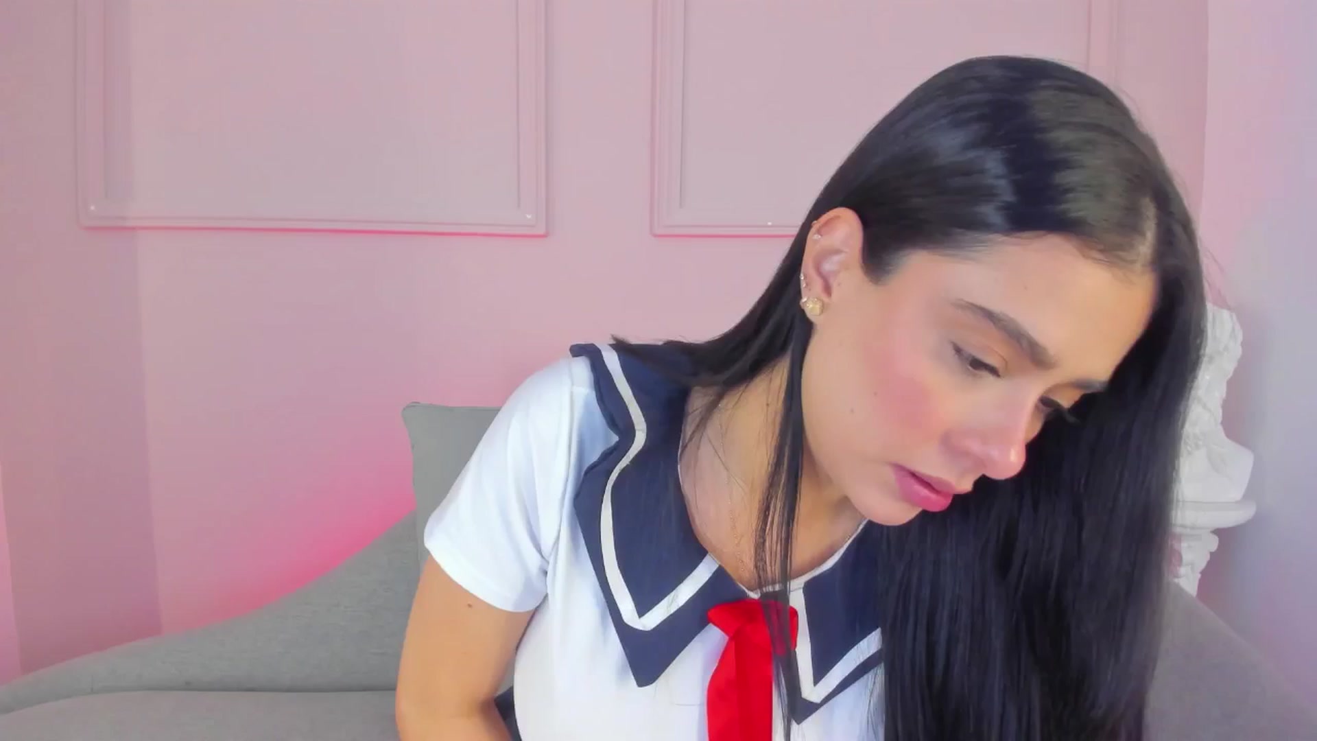 Gallery image thumbnail from VictoriaMilan's myfreecams stream on, 11/04/2025, 15:09 image 11 of 20