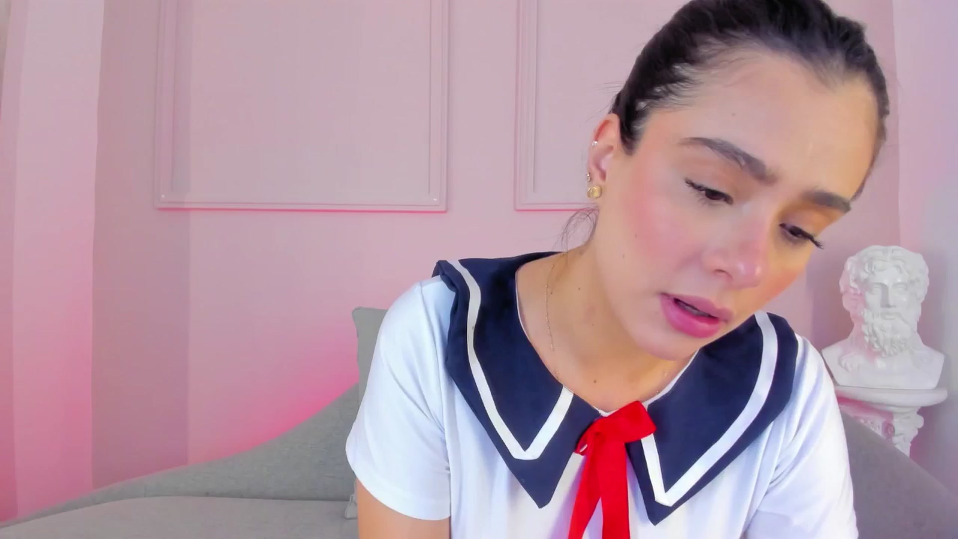 Gallery image thumbnail from VictoriaMilan's myfreecams stream on, 11/04/2025, 15:09 image 19 of 20