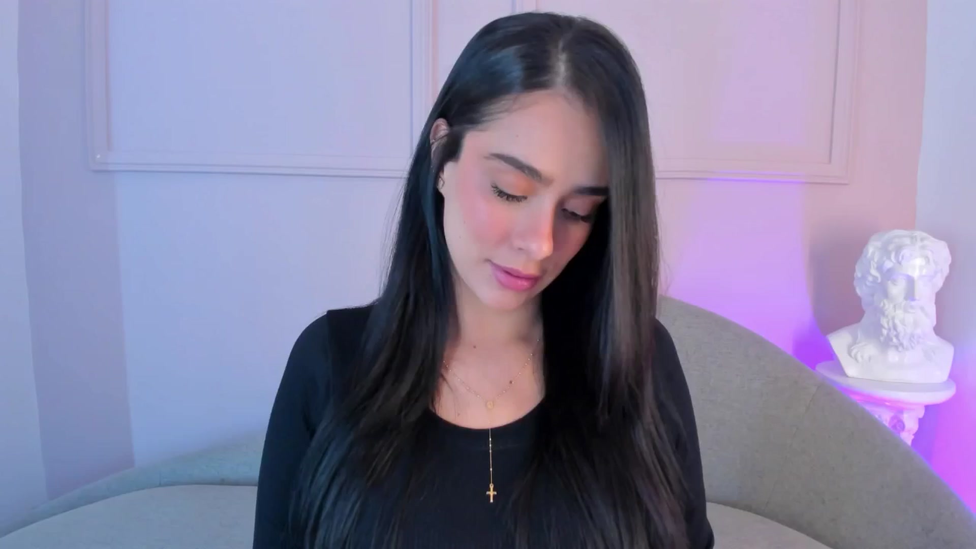 Gallery image thumbnail from VictoriaMilan's myfreecams stream on, 11/13/2025, 15:55 image 8 of 20