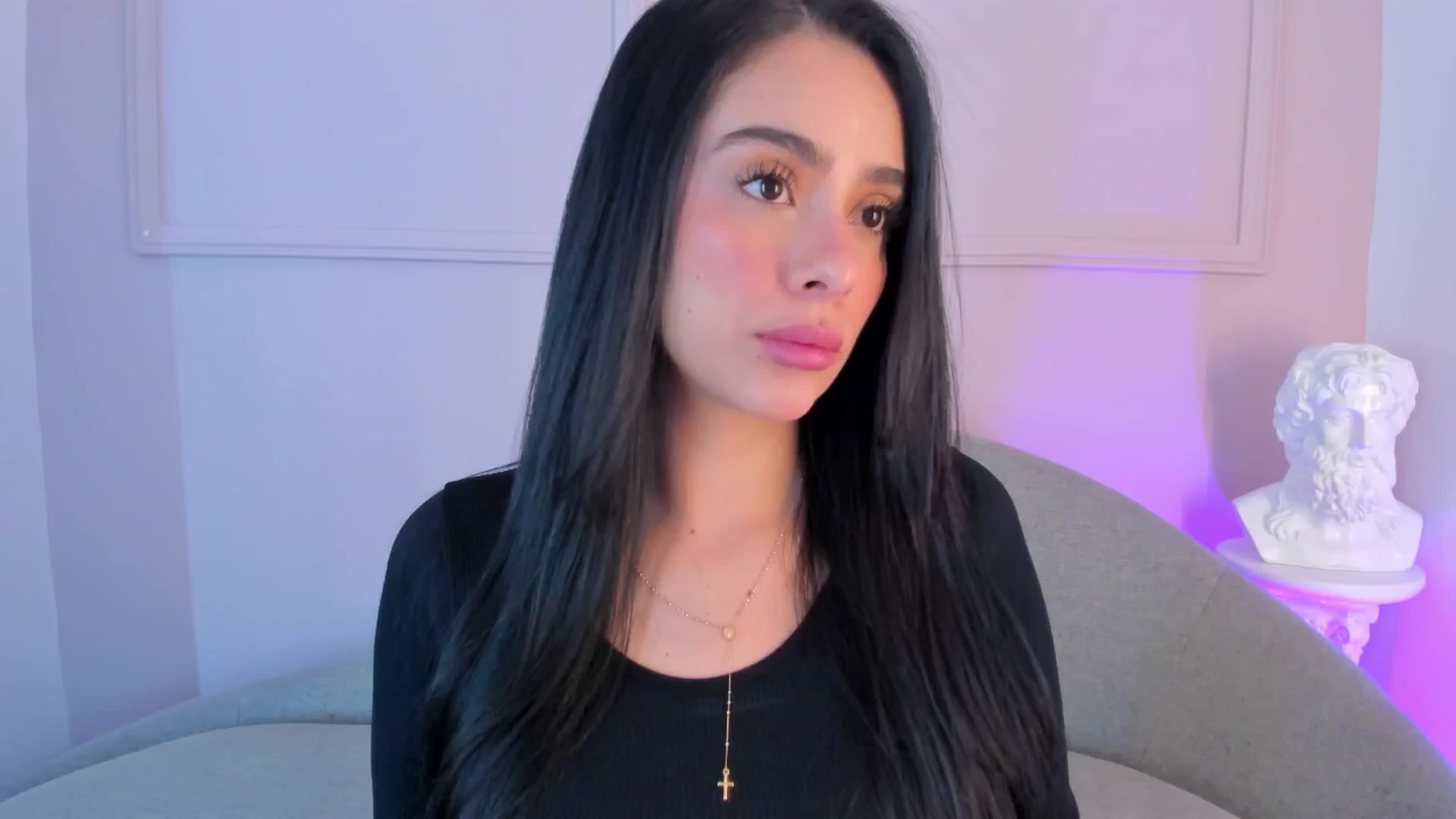 Gallery image thumbnail from VictoriaMilan's myfreecams stream on, 11/13/2025, 15:55 image 5 of 20