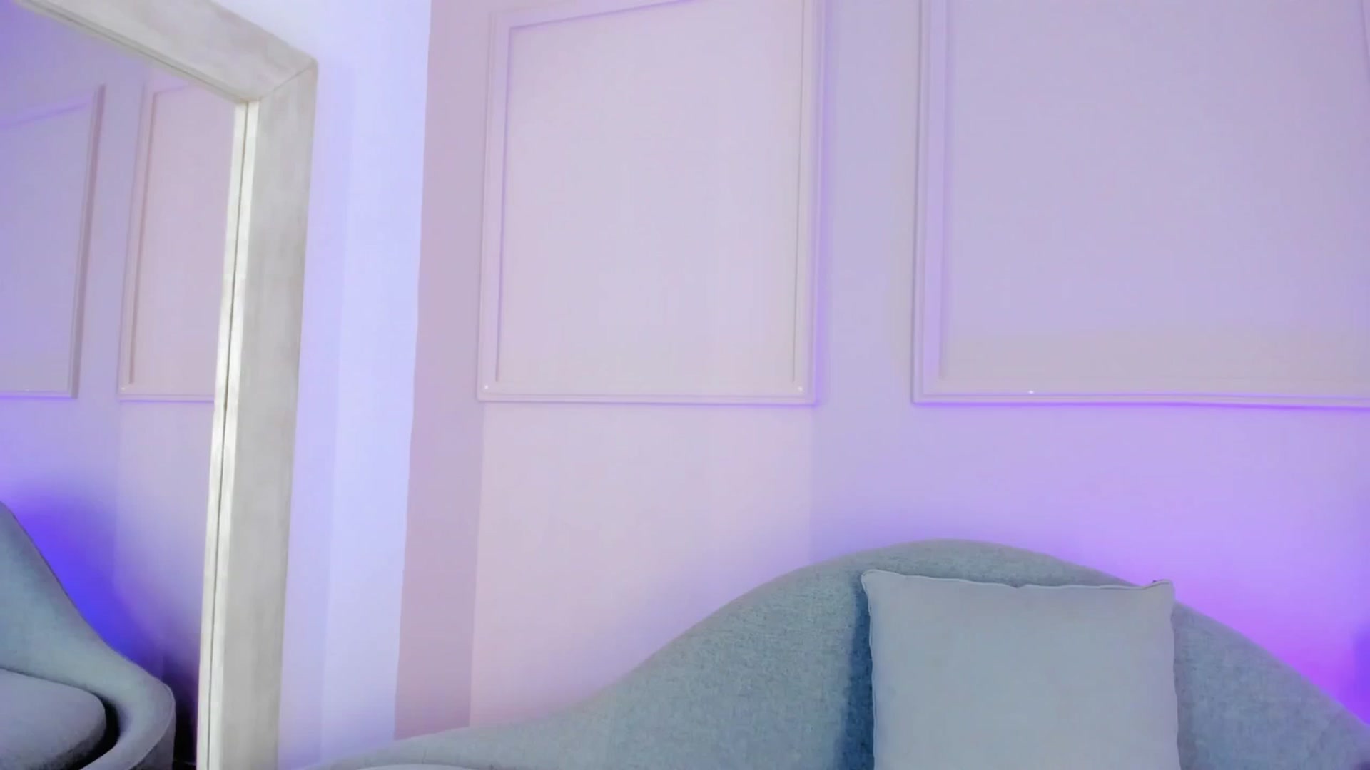 Gallery image thumbnail from VictoriaMilan's myfreecams stream on, 11/20/2025, 14:55 image 13 of 20