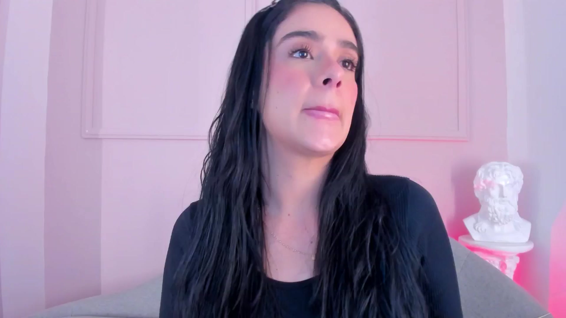 Gallery image thumbnail from VictoriaMilan's myfreecams stream on, 11/26/2025, 18:34 image 5 of 20