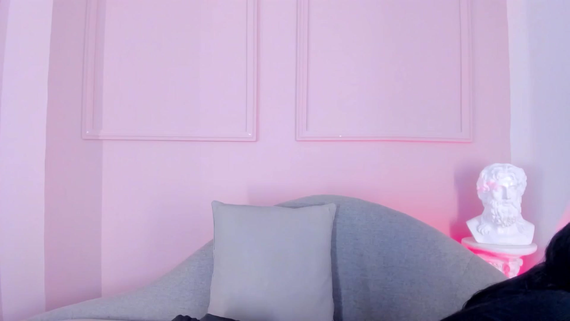 Gallery image thumbnail from VictoriaMilan's myfreecams stream on, 11/26/2025, 18:34 image 6 of 20