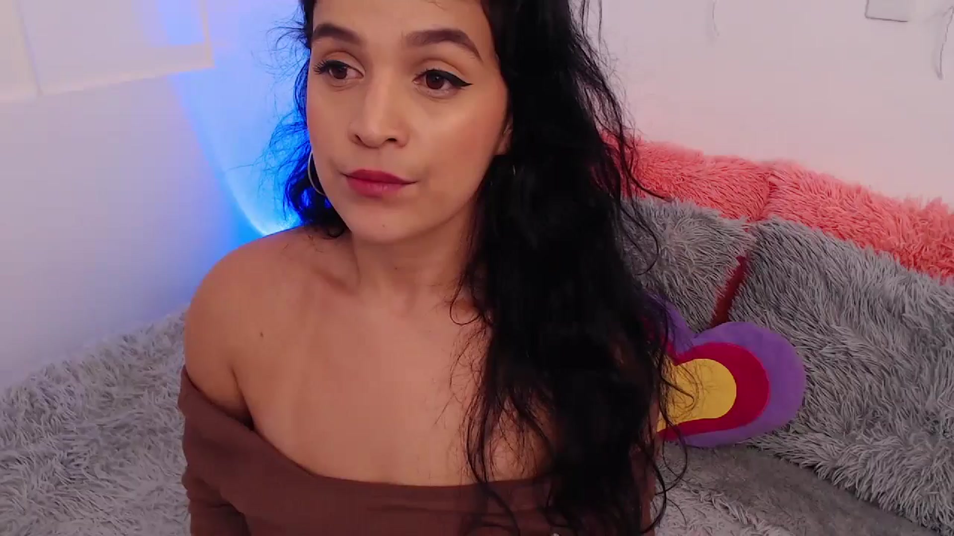 Gallery image thumbnail from VictoriaOsman's myfreecams stream on, 11/16/2025, 09:34 image 18 of 20