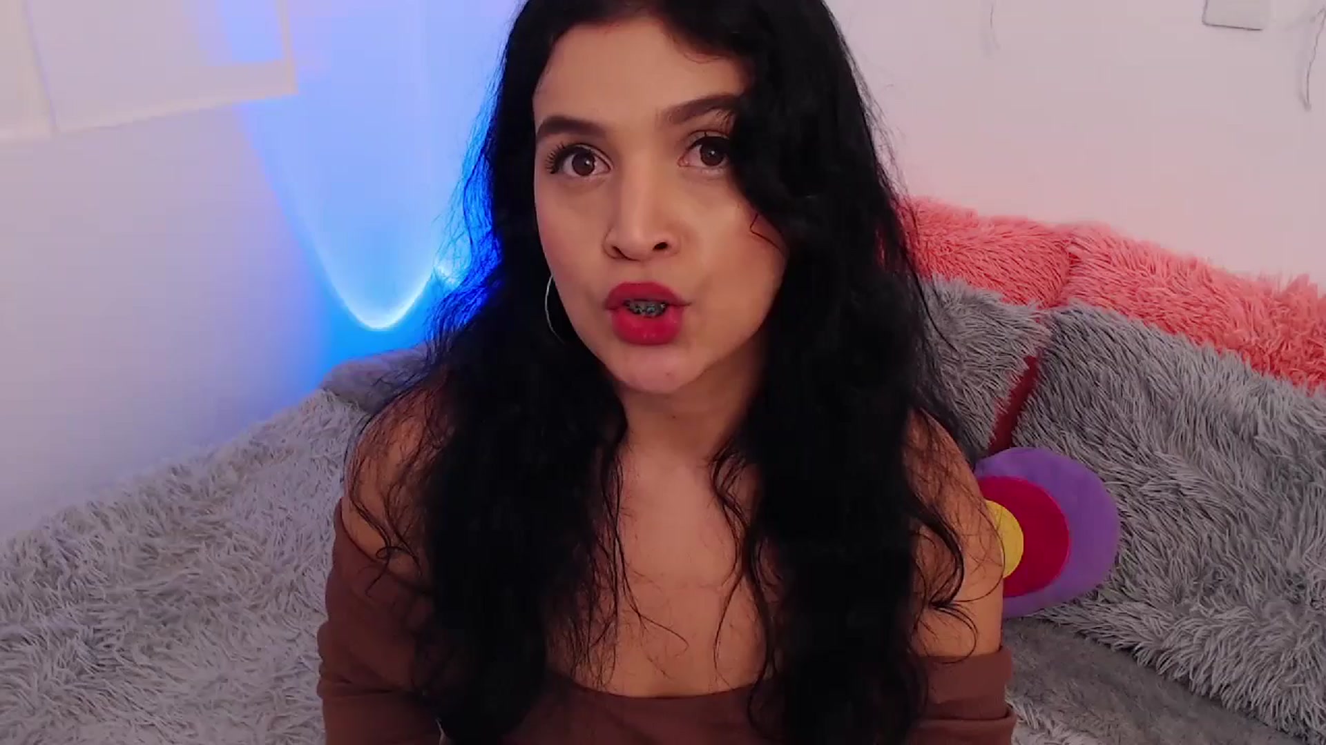 Gallery image thumbnail from VictoriaOsman's myfreecams stream on, 11/16/2025, 09:34 image 11 of 20