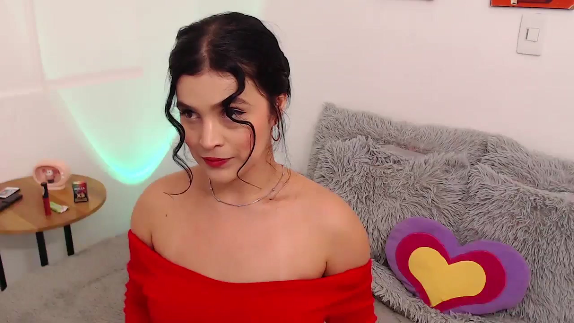 Gallery image thumbnail from VictoriaOsman's myfreecams stream on, 02/17/2026, 06:49 image 10 of 20