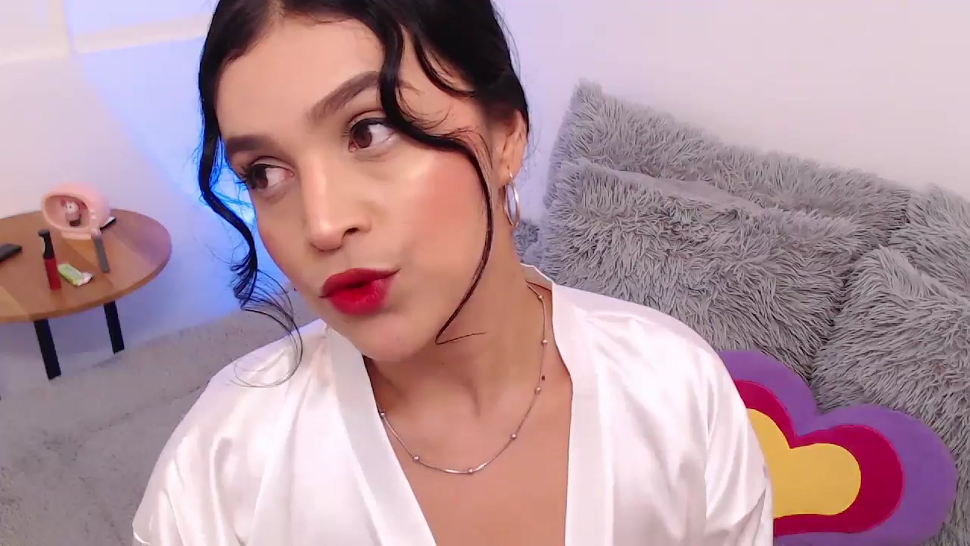 Gallery image thumbnail from VictoriaOsman's myfreecams stream on, 02/17/2026, 07:22 image 18 of 20