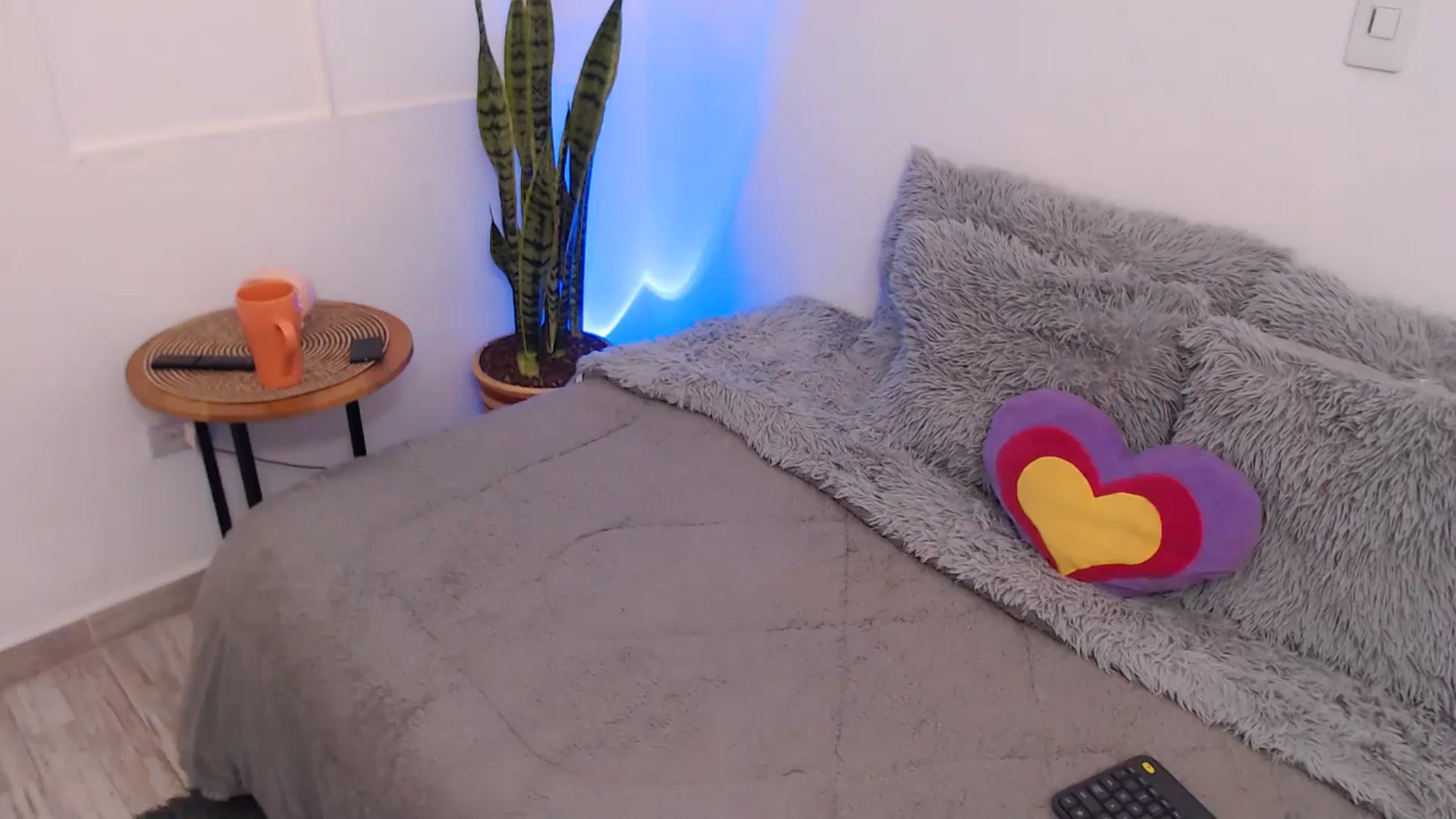 Gallery image thumbnail from VictoriaOsman's myfreecams stream on, 02/23/2026, 06:55 image 9 of 20