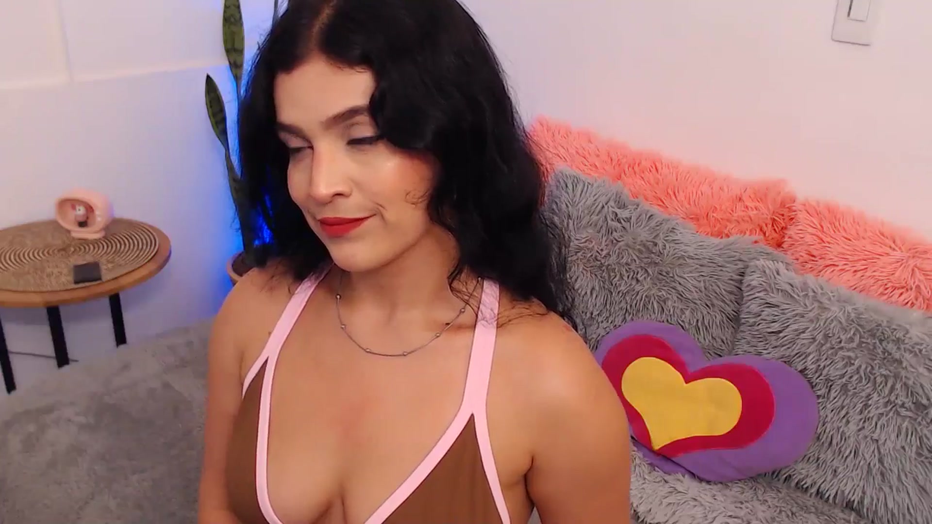 Gallery image thumbnail from VictoriaOsman's myfreecams stream on, 03/12/2026, 08:00 image 12 of 20