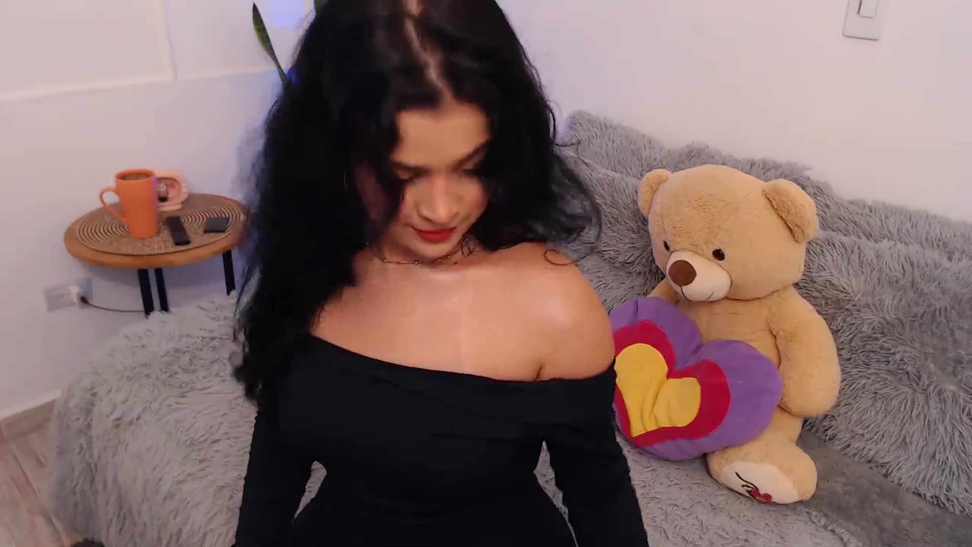 Gallery image thumbnail from VictoriaOsman's myfreecams stream on, 04/30/2026, 05:28 image 18 of 20