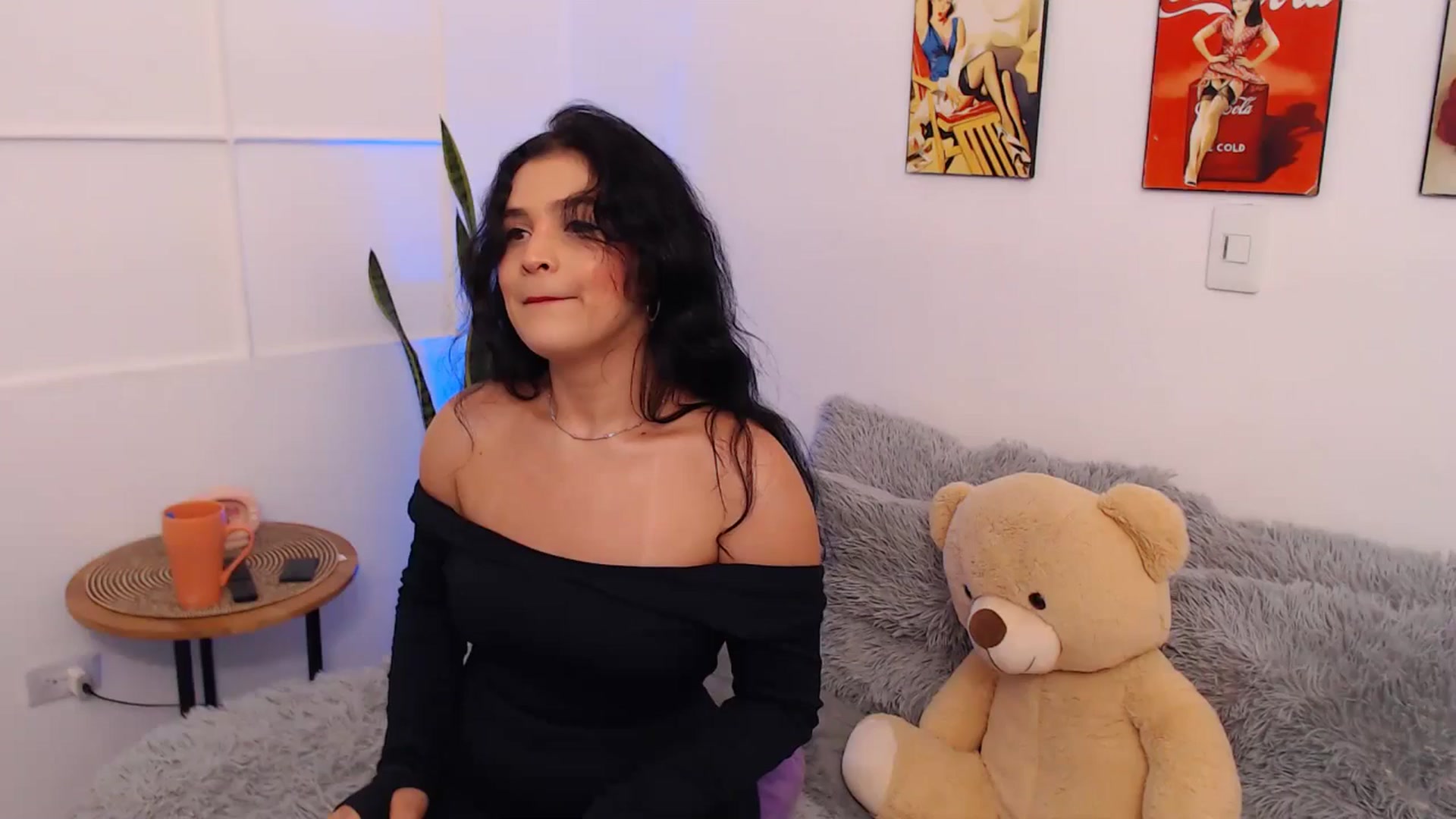 Gallery image thumbnail from VictoriaOsman's myfreecams stream on, 04/30/2026, 06:23 image 8 of 20