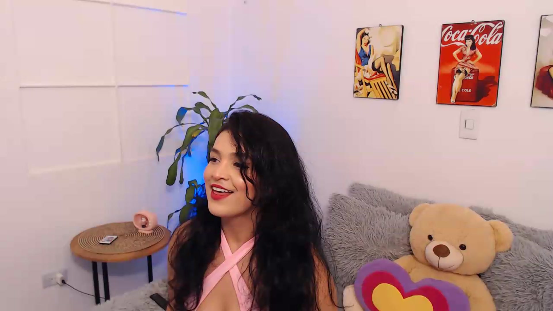Gallery image thumbnail from VictoriaOsman's myfreecams stream on, 05/04/2026, 06:40 image 10 of 20
