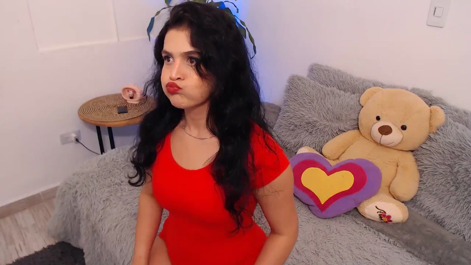 Gallery image thumbnail from VictoriaOsman's myfreecams stream on, 05/08/2026, 07:07 image 6 of 20