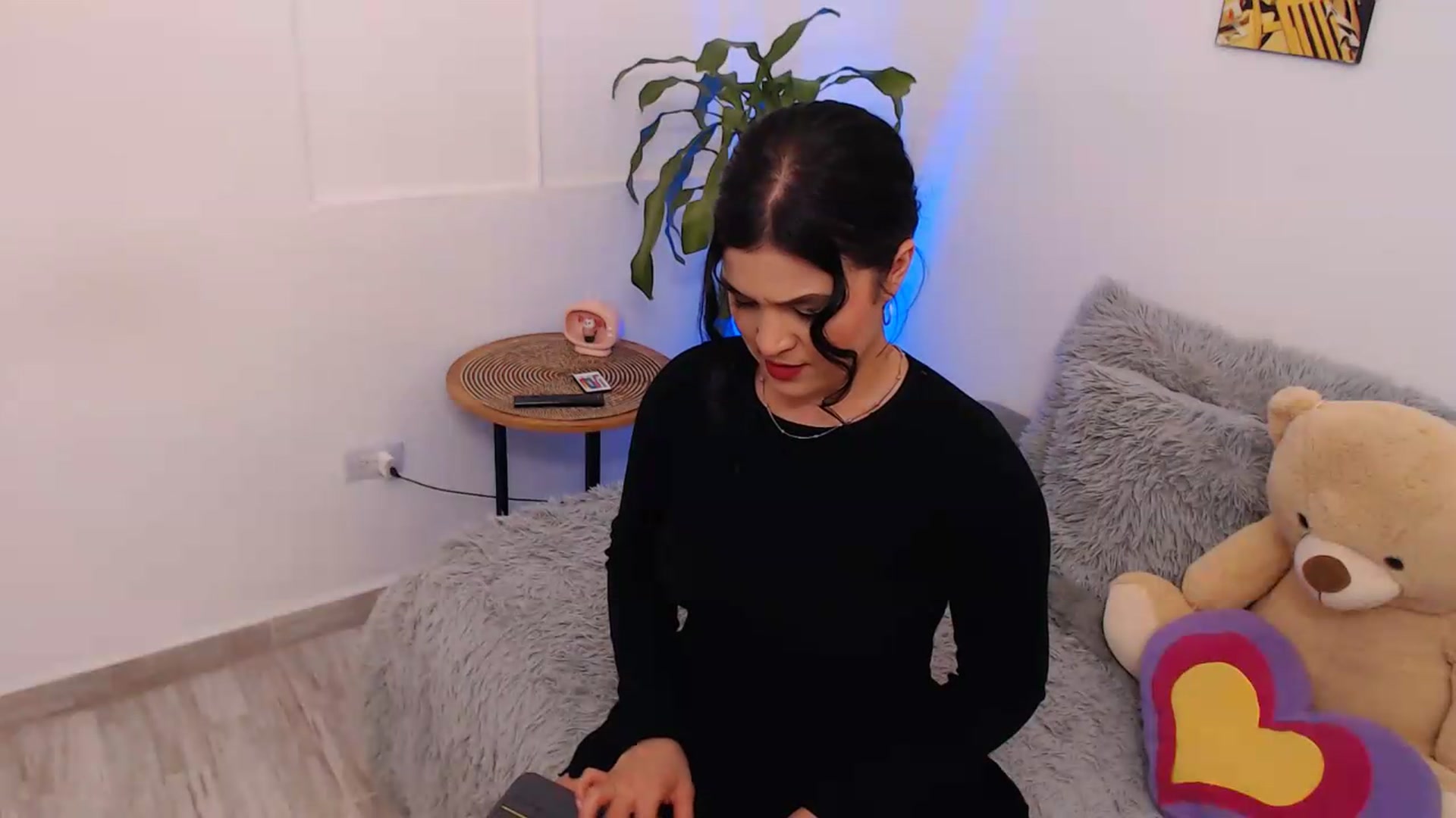 Gallery image thumbnail from VictoriaOsman's myfreecams stream on, 05/25/2026, 06:13 image 13 of 20