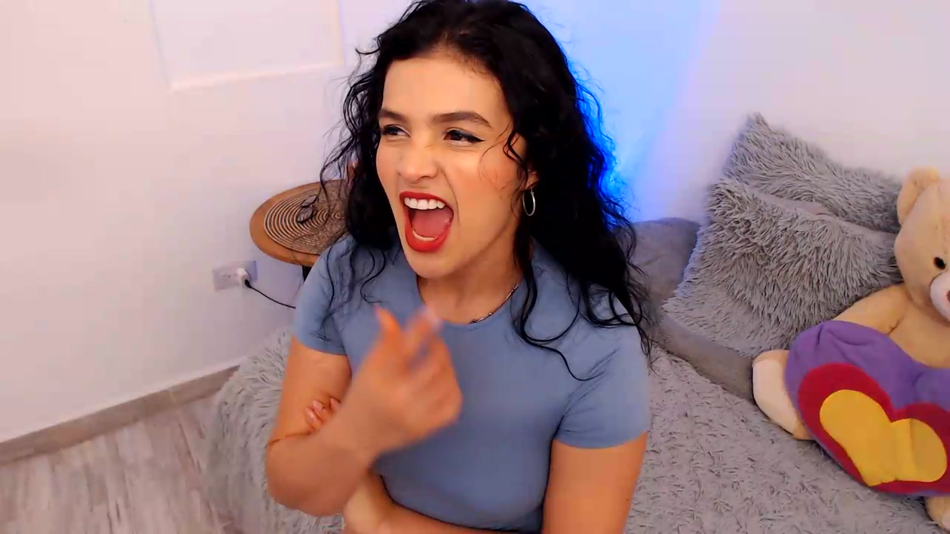 Gallery image thumbnail from VictoriaOsman's myfreecams stream on, 06/11/2026, 08:43 image 11 of 20