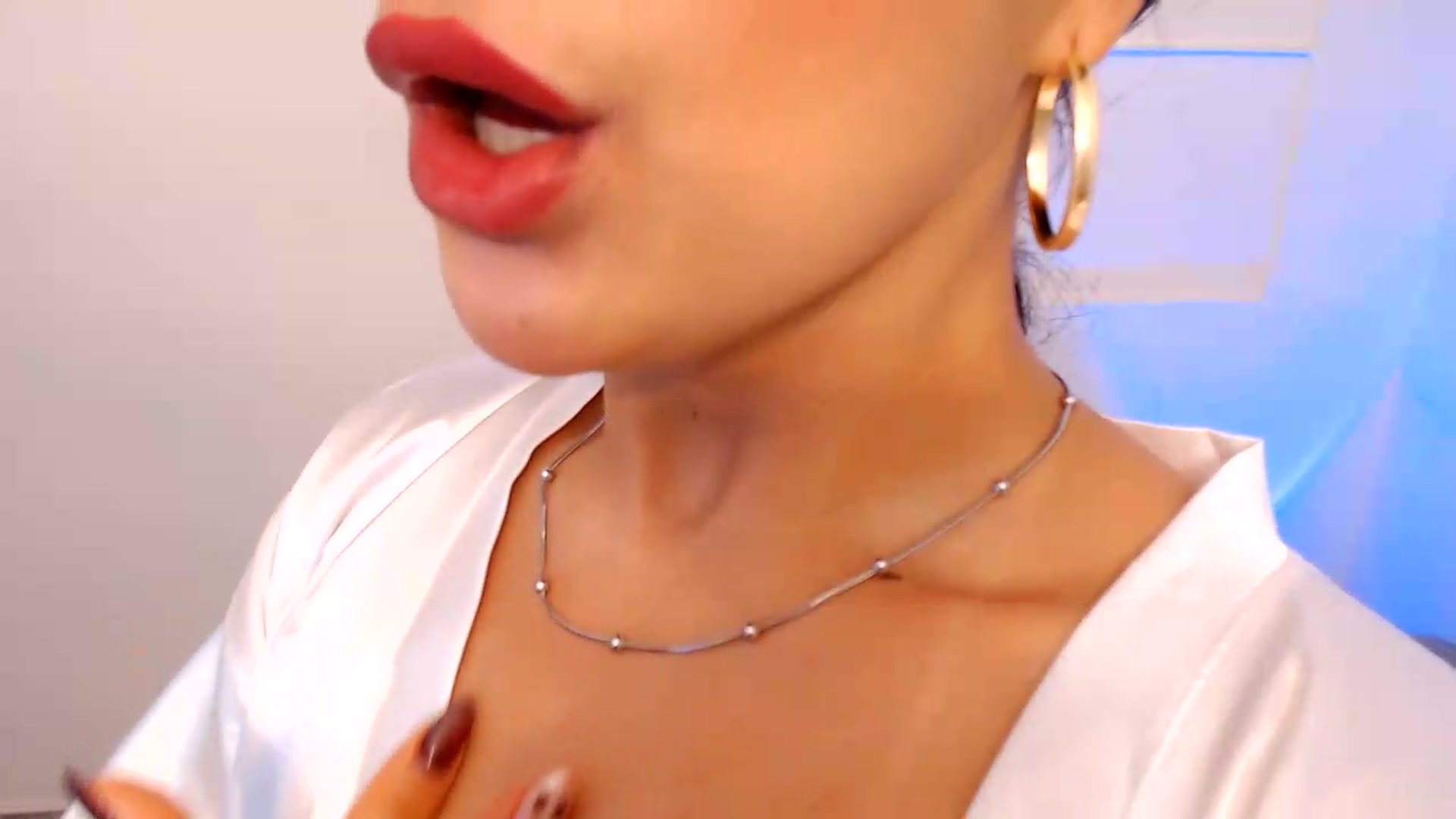 Gallery image thumbnail from VictoriaOsman's myfreecams stream on, 07/16/2026, 07:08 image 17 of 20