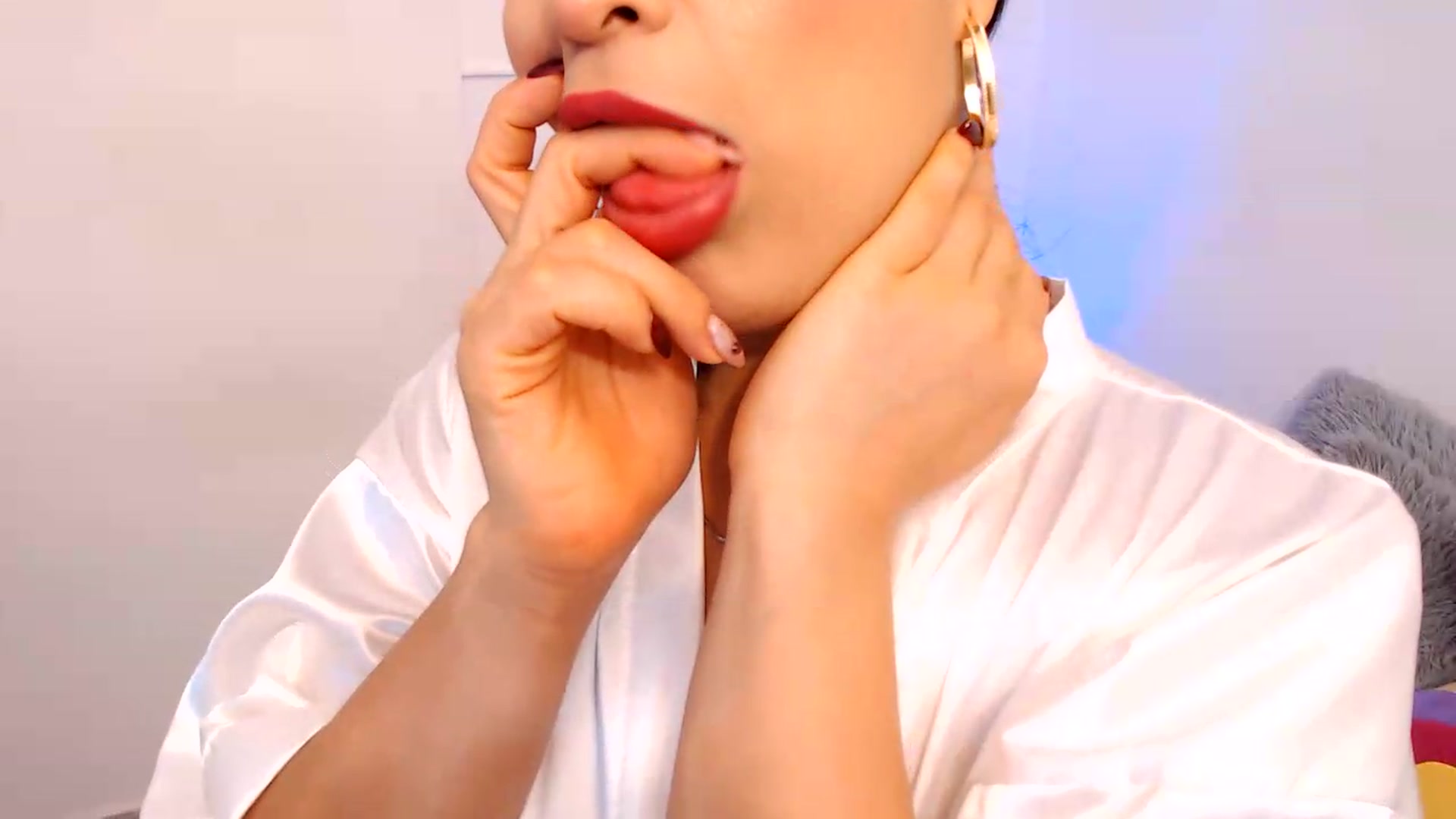 Gallery image thumbnail from VictoriaOsman's myfreecams stream on, 07/16/2026, 07:08 image 10 of 20