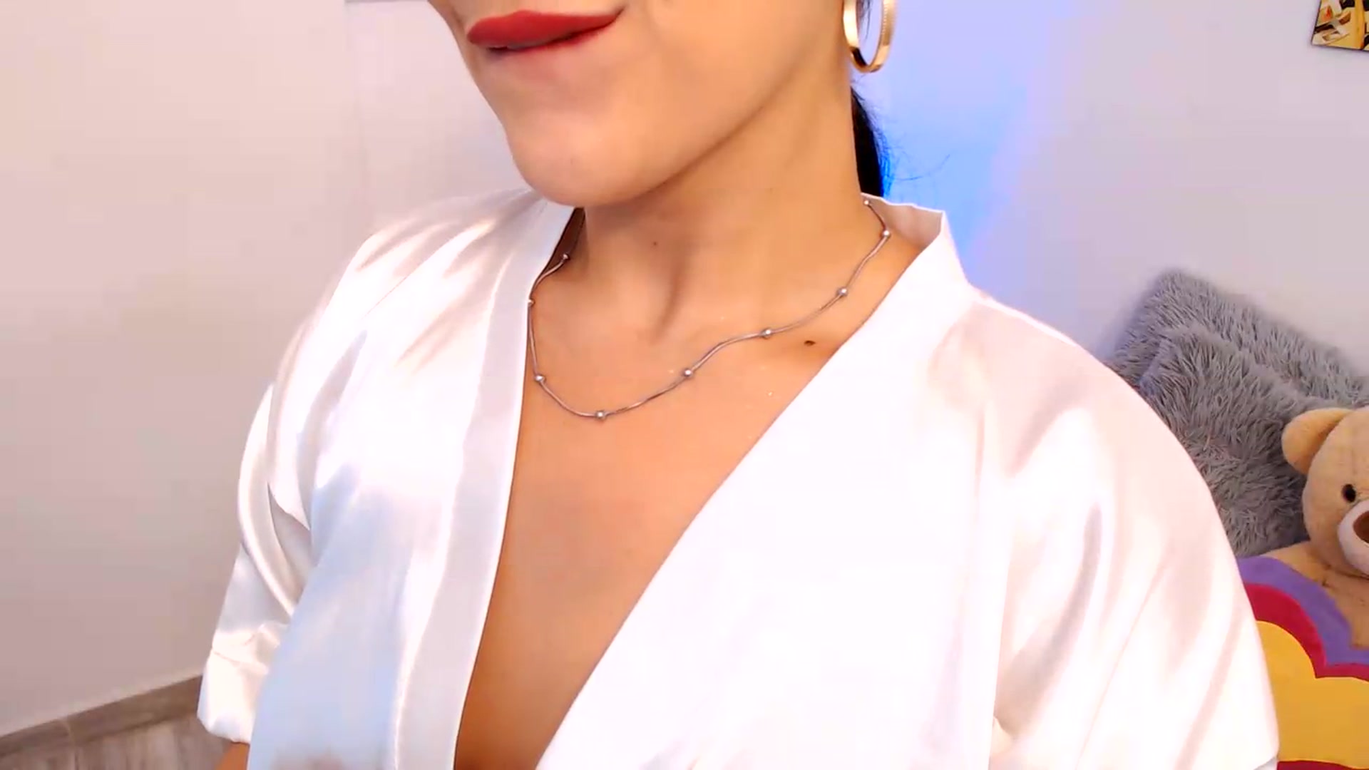Gallery image thumbnail from VictoriaOsman's myfreecams stream on, 07/16/2026, 07:08 image 9 of 20