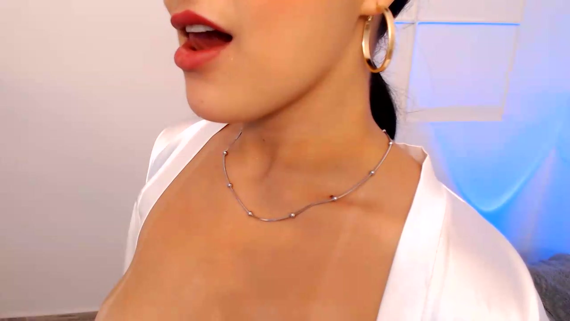 Gallery image thumbnail from VictoriaOsman's myfreecams stream on, 07/16/2026, 07:08 image 18 of 20