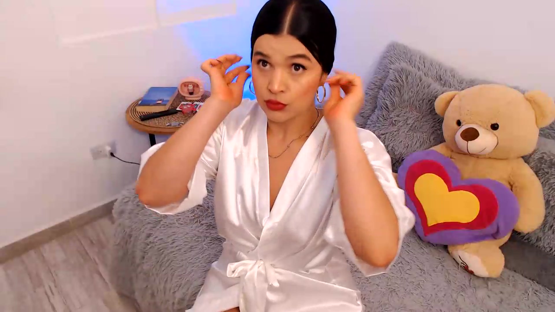 Gallery image thumbnail from VictoriaOsman's myfreecams stream on, 07/16/2026, 07:08 image 6 of 20