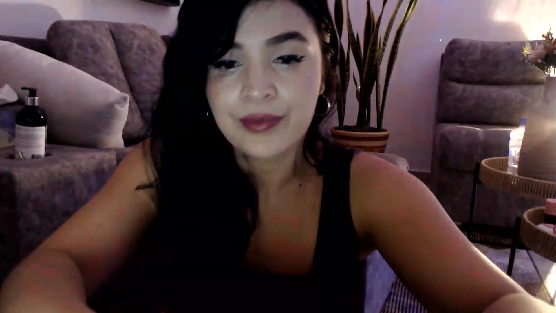 Gallery image thumbnail from VictoriaOsman's myfreecams stream on, 09/05/2026, 10:07 image 9 of 20