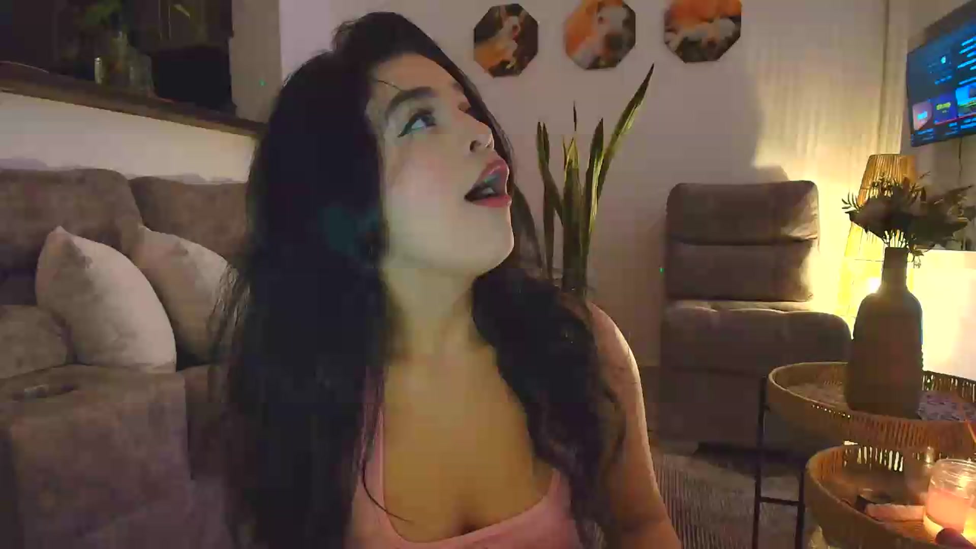 Gallery image thumbnail from VictoriaOsman's myfreecams stream on, 09/22/2026, 05:41 image 1 of 20