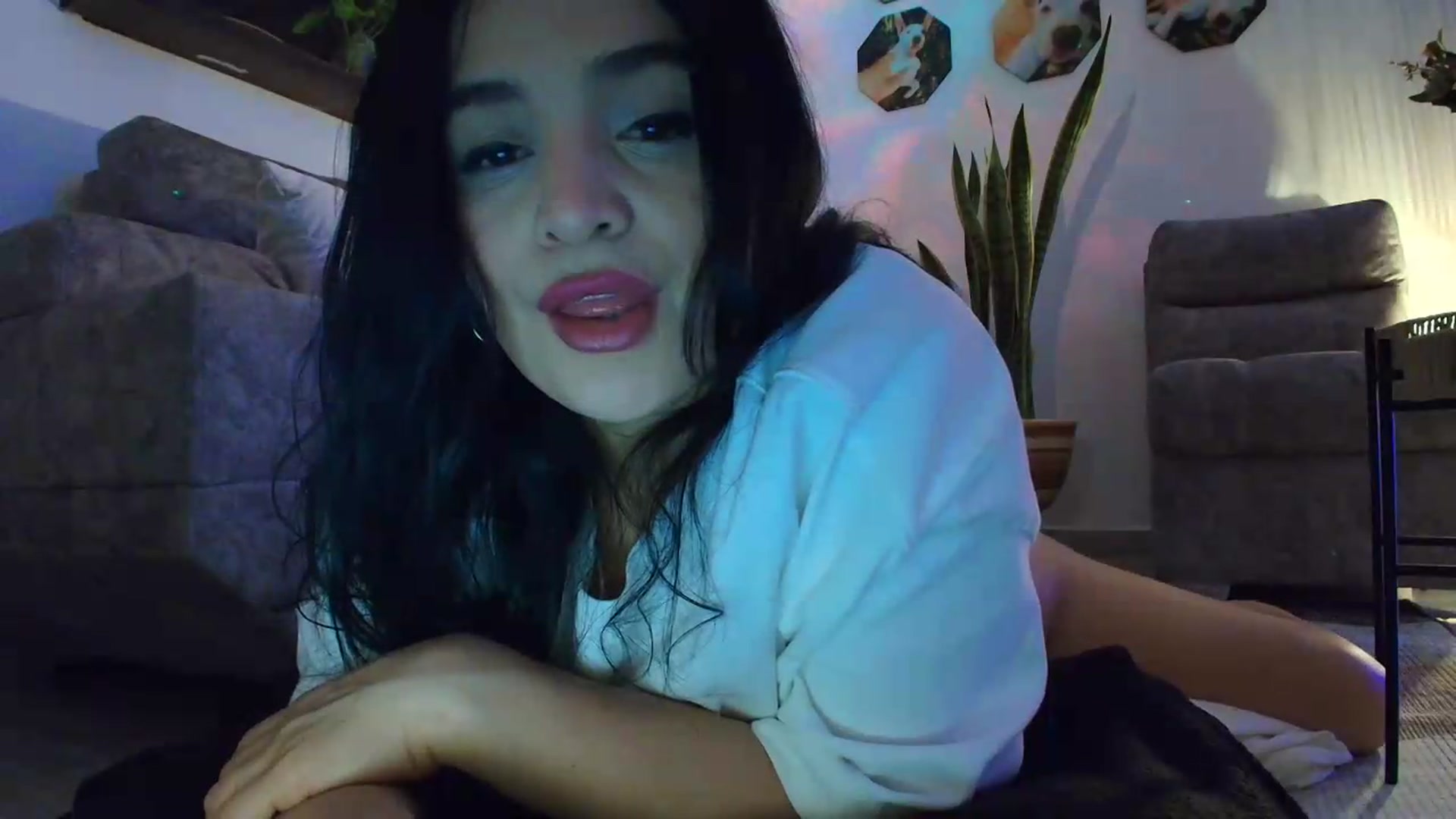 Gallery image thumbnail from VictoriaOsman's myfreecams stream on, 09/26/2026, 07:05 image 7 of 20