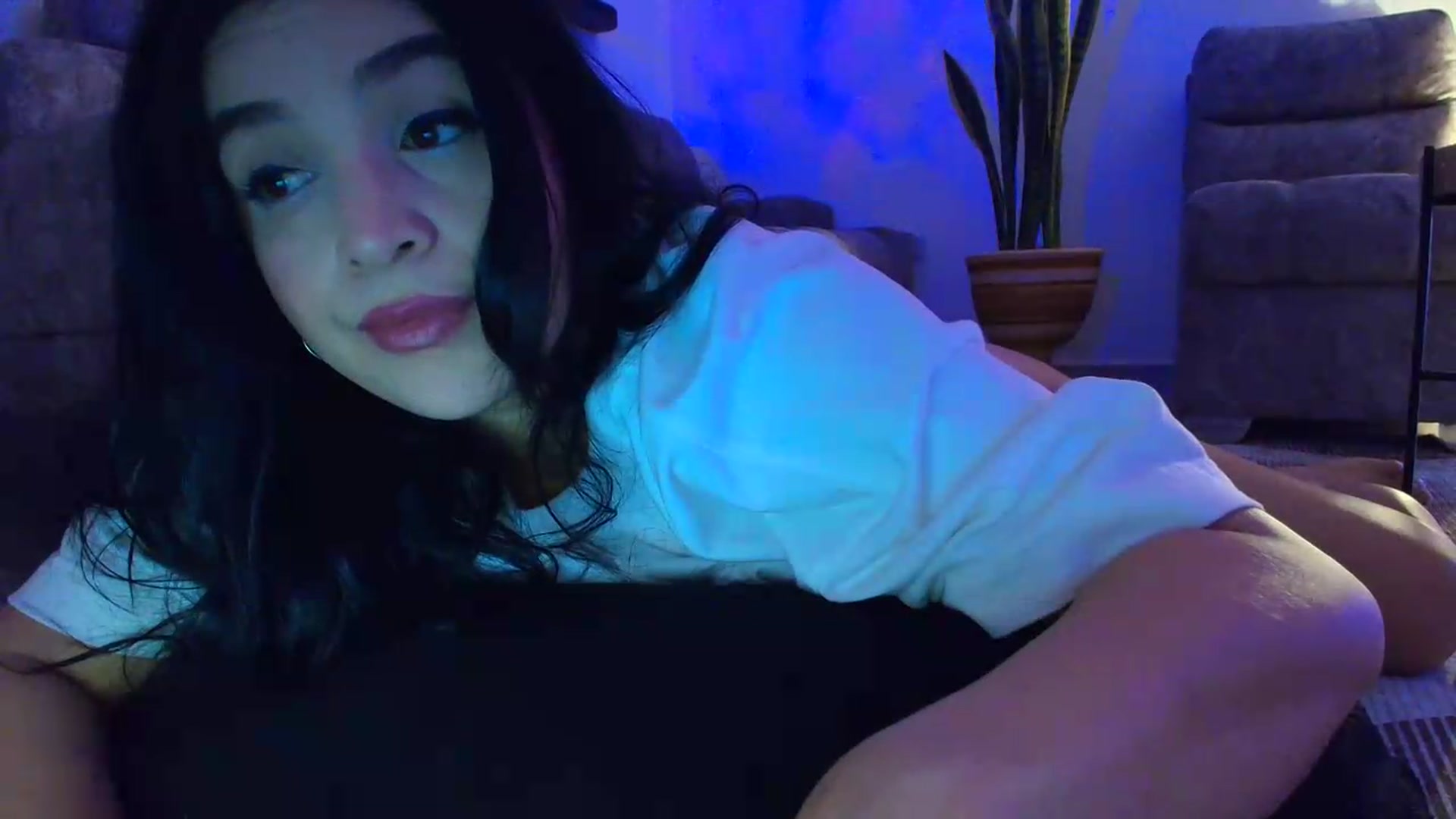 Gallery image thumbnail from VictoriaOsman's myfreecams stream on, 09/26/2026, 07:05 image 12 of 20