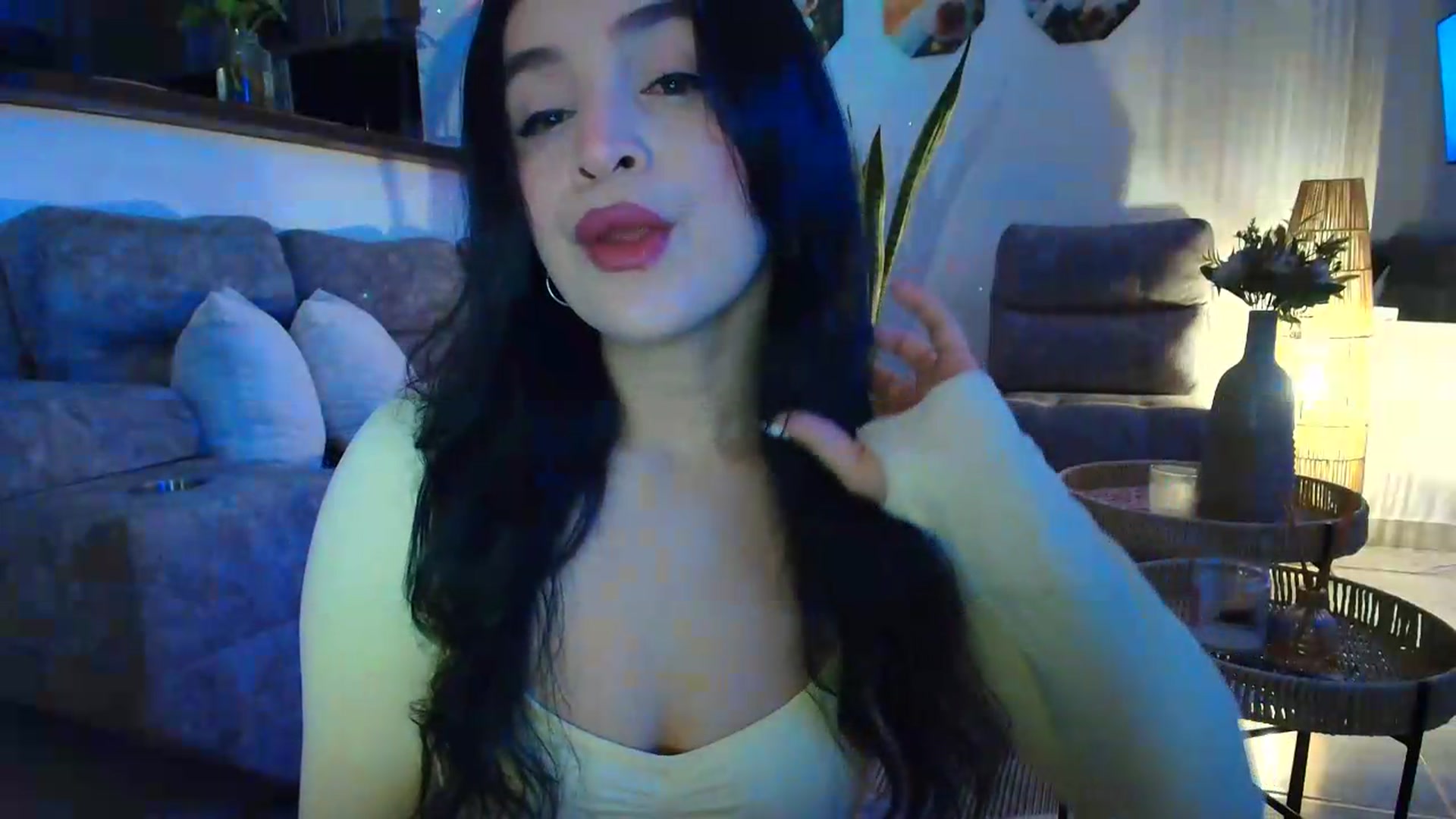 Gallery image thumbnail from VictoriaOsman's myfreecams stream on, 09/27/2026, 07:23 image 4 of 20