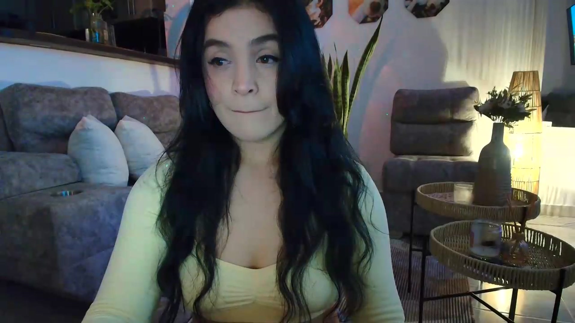 Gallery image thumbnail from VictoriaOsman's myfreecams stream on, 09/27/2026, 07:23 image 3 of 20