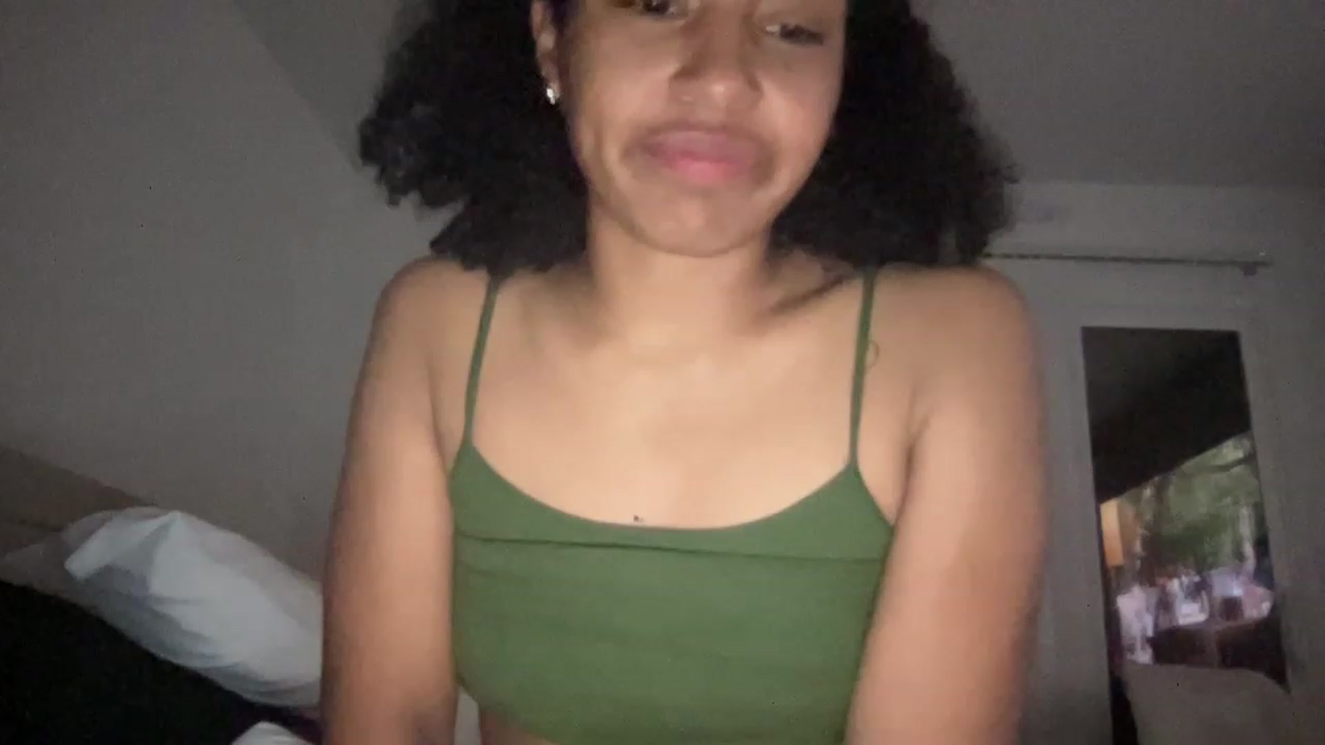 Gallery image thumbnail from VictoriaUrBby's myfreecams stream on, 01/17/2023, 10:45 image 14 of 20