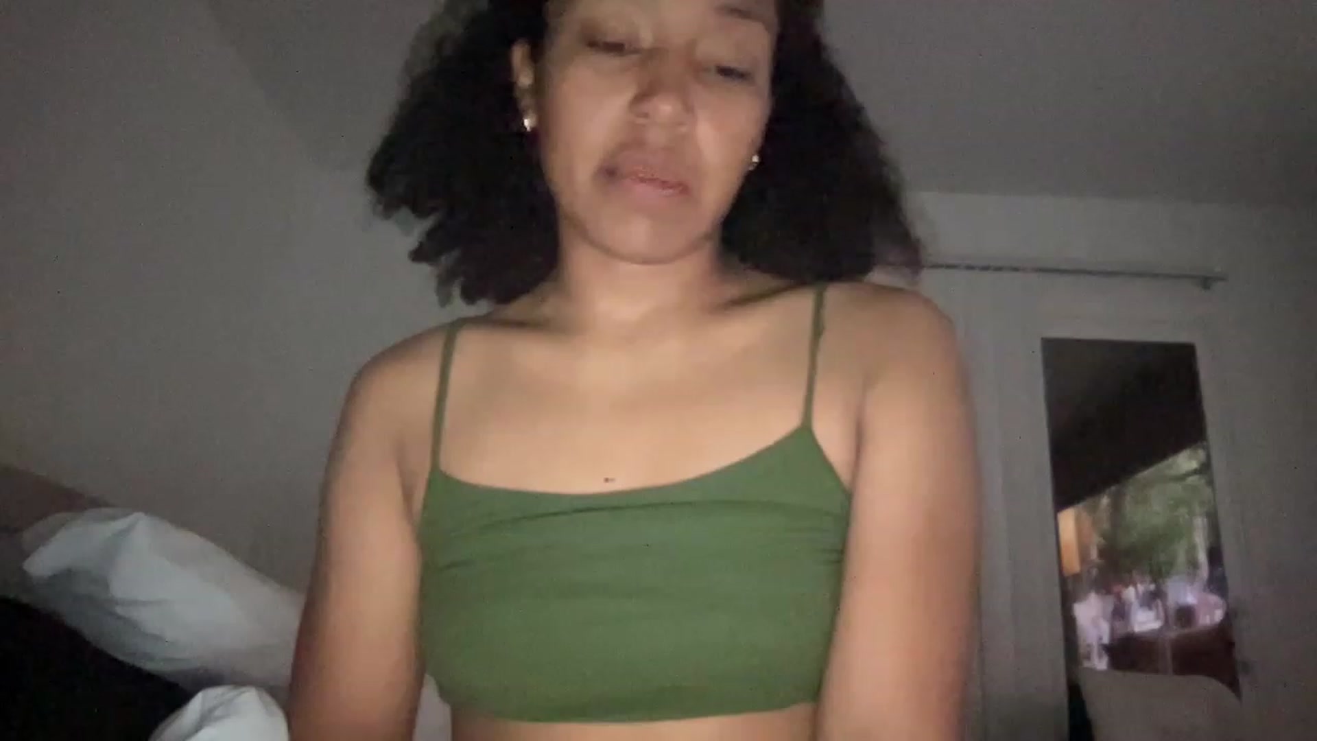 Gallery image thumbnail from VictoriaUrBby's myfreecams stream on, 01/17/2023, 10:45 image 15 of 20