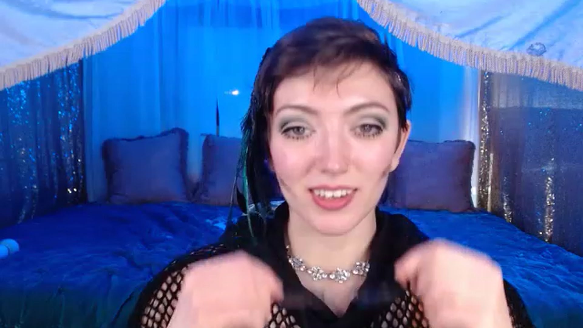 Gallery image thumbnail from VictoriaViero's myfreecams stream on, 01/01/2023, 14:28 image 2 of 20
