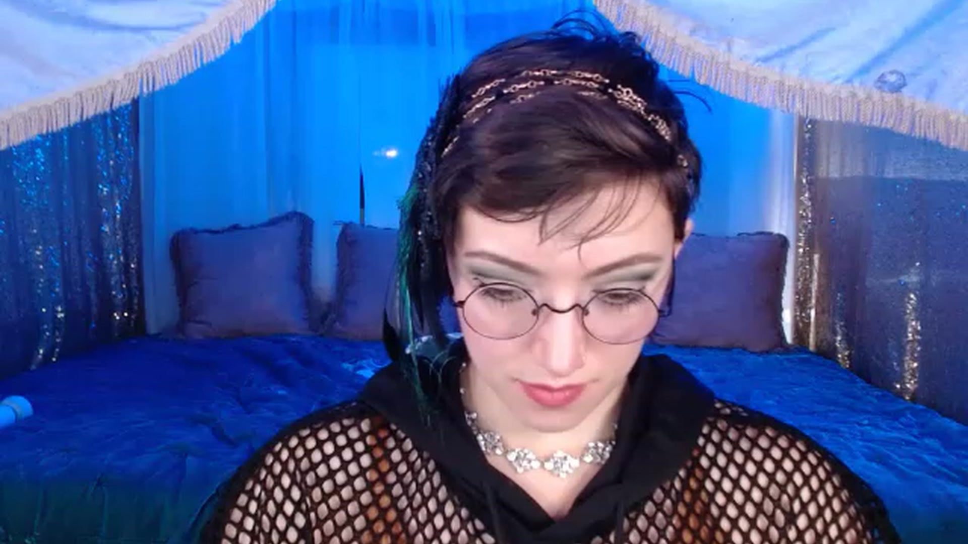 Gallery image thumbnail from VictoriaViero's myfreecams stream on, 01/01/2023, 14:28 image 4 of 20