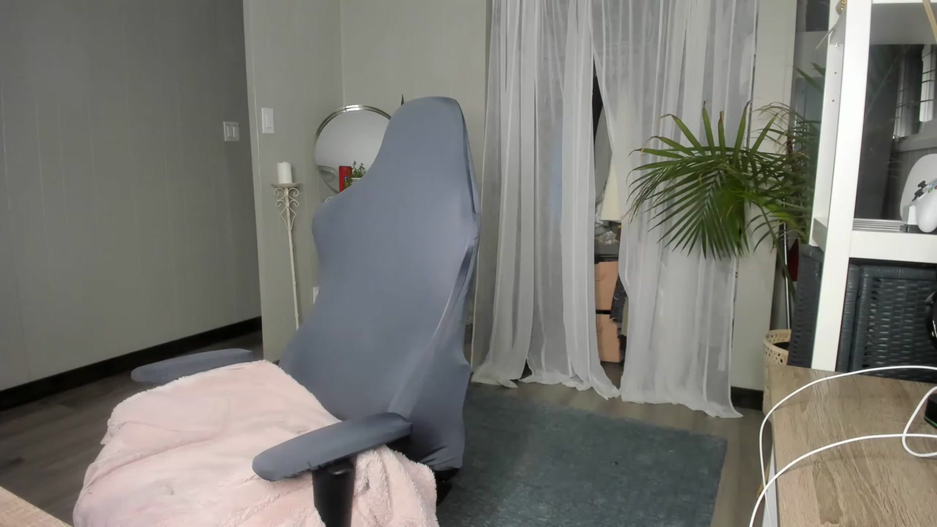 Gallery image thumbnail from Victoria_'s myfreecams stream on, 11/15/2022, 01:52 image 9 of 20