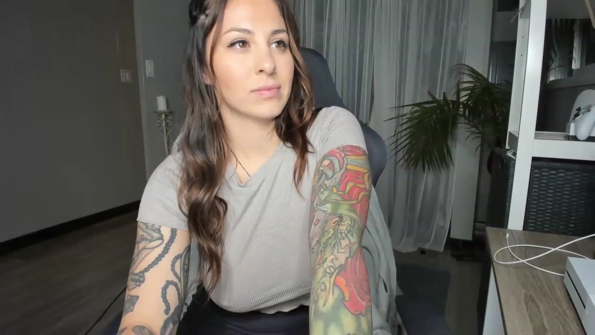 Gallery image thumbnail from Victoria_'s myfreecams stream on, 11/18/2022, 02:42 image 2 of 20