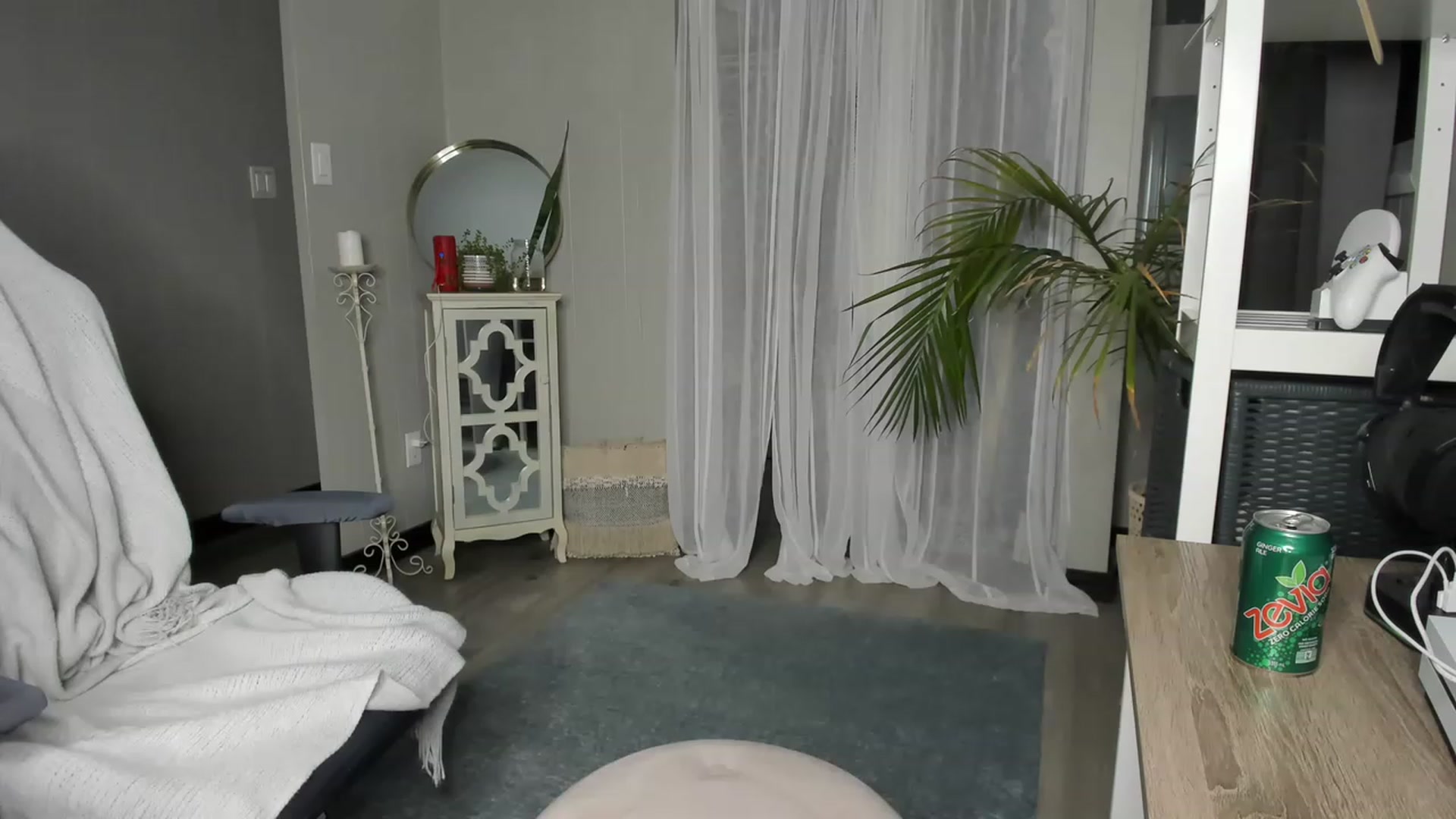 Gallery image thumbnail from Victoria_'s myfreecams stream on, 11/22/2022, 01:29 image 6 of 20