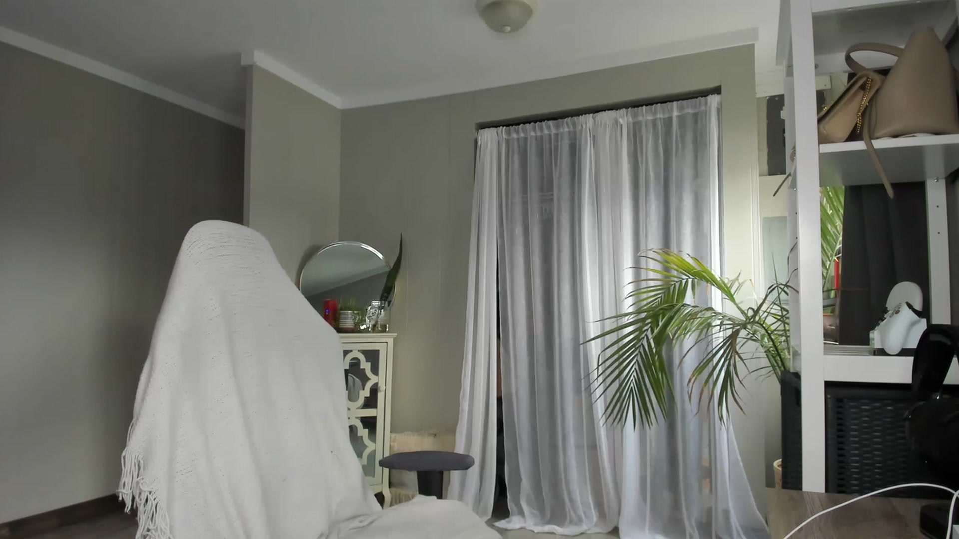 Gallery image thumbnail from Victoria_'s myfreecams stream on, 11/24/2022, 21:02 image 10 of 20