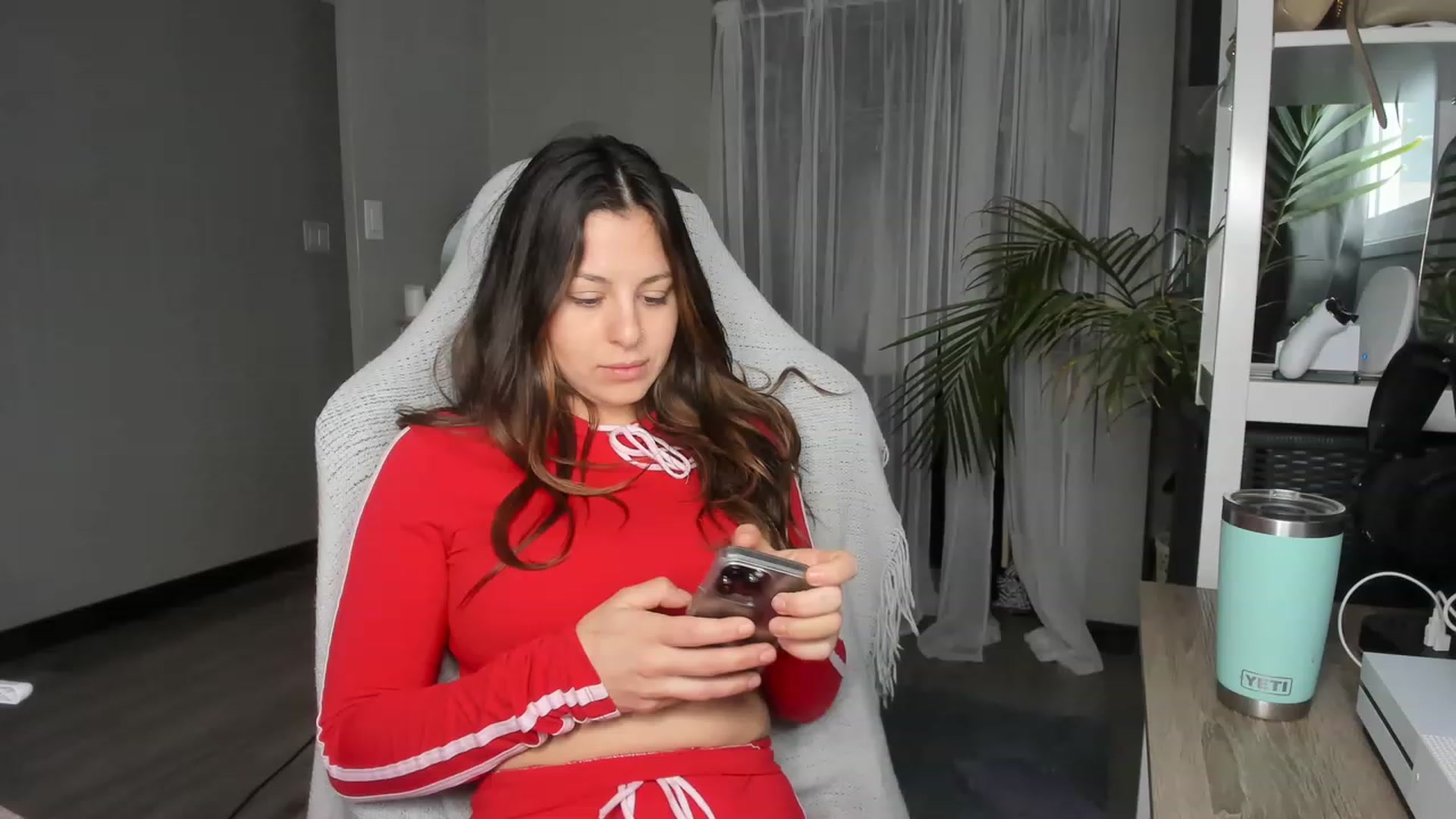 Gallery image thumbnail from Victoria_'s myfreecams stream on, 12/02/2022, 18:51 image 9 of 20