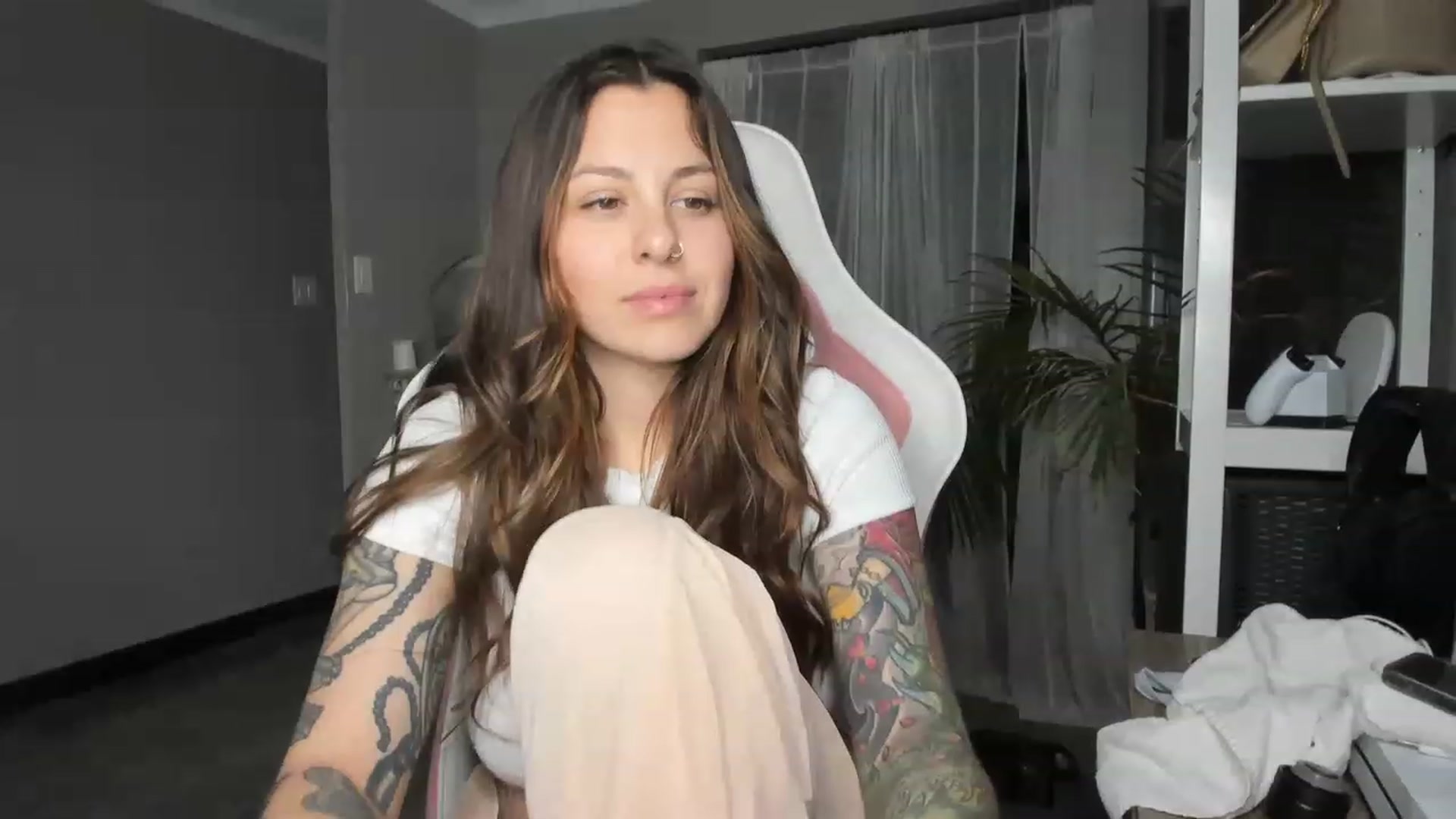 Gallery image thumbnail from Victoria_'s myfreecams stream on, 12/08/2022, 03:52 image 20 of 20