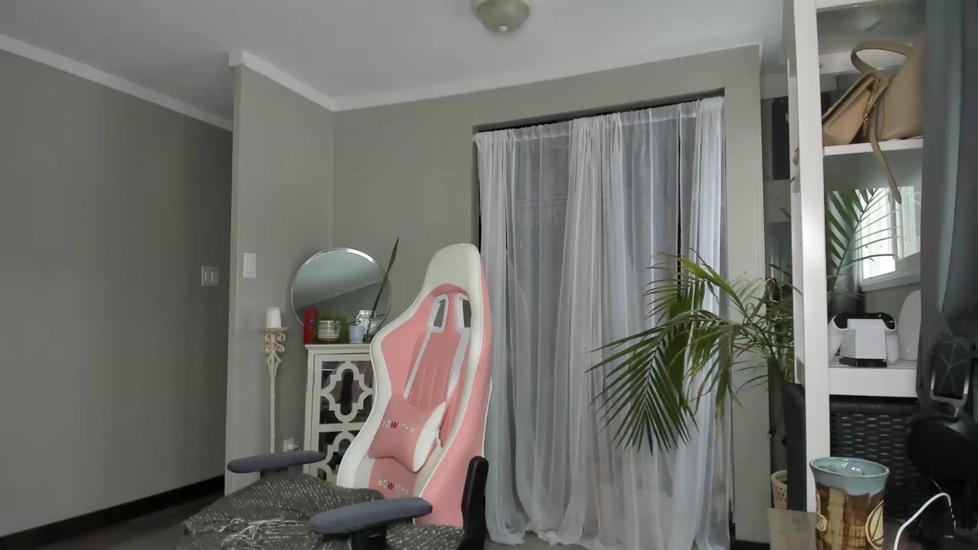 Gallery image thumbnail from Victoria_'s myfreecams stream on, 12/09/2022, 19:44 image 7 of 20