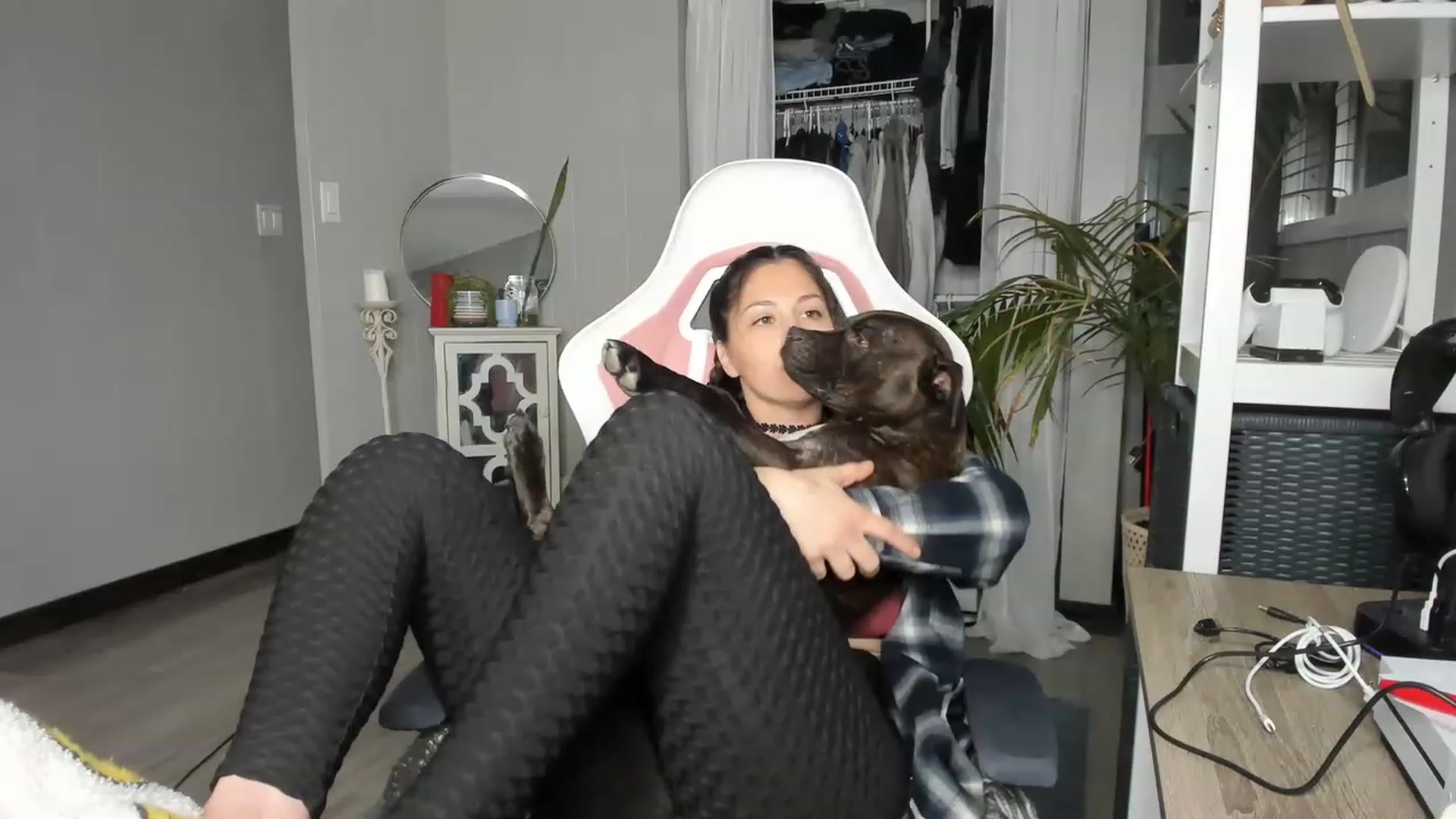 Gallery image thumbnail from Victoria_'s myfreecams stream on, 12/11/2022, 01:20 image 17 of 20