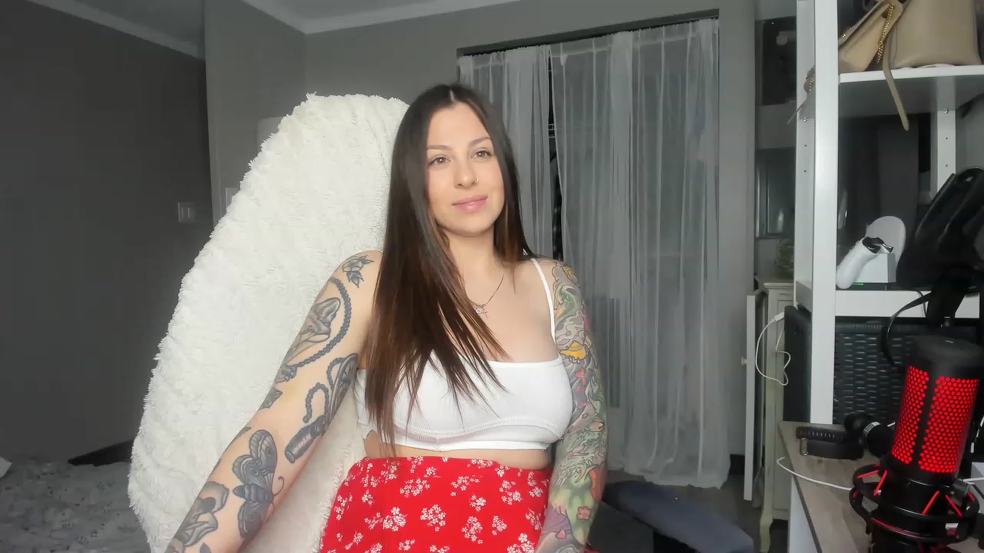 Gallery image thumbnail from Victoria_'s myfreecams stream on, 01/18/2023, 02:07 image 16 of 20
