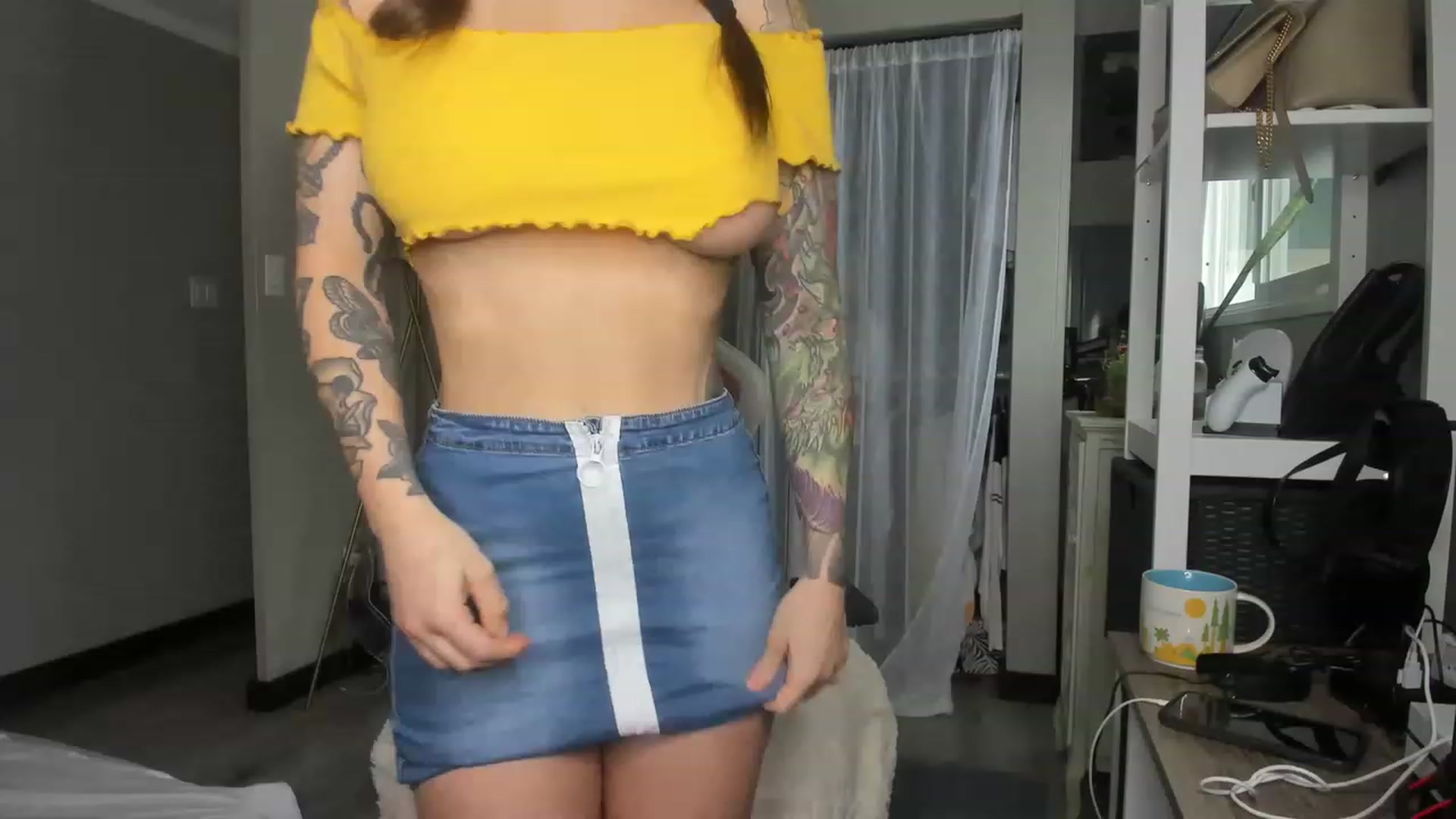 Gallery image thumbnail from Victoria_'s myfreecams stream on, 01/26/2023, 19:01 image 7 of 20